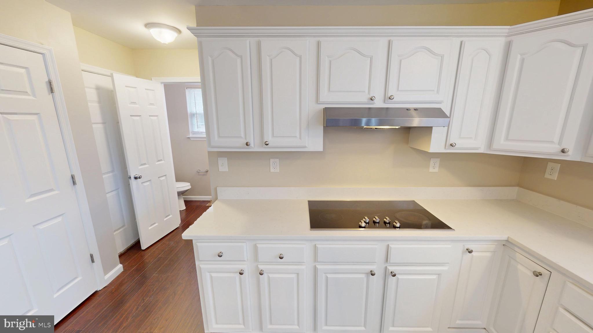 TANTALLON ON THE POTOMAC - Residential