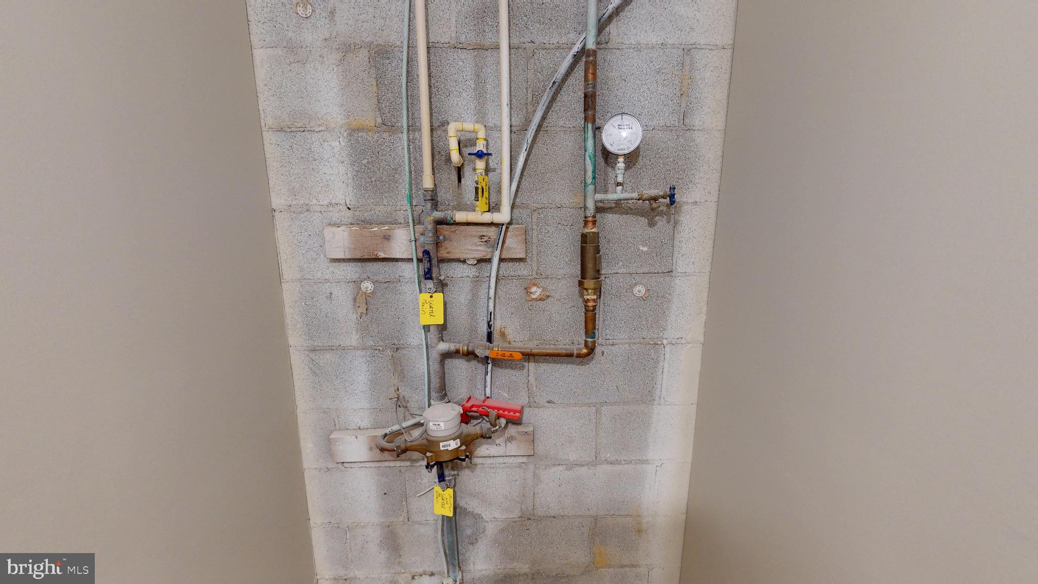 TANTALLON ON THE POTOMAC - Residential