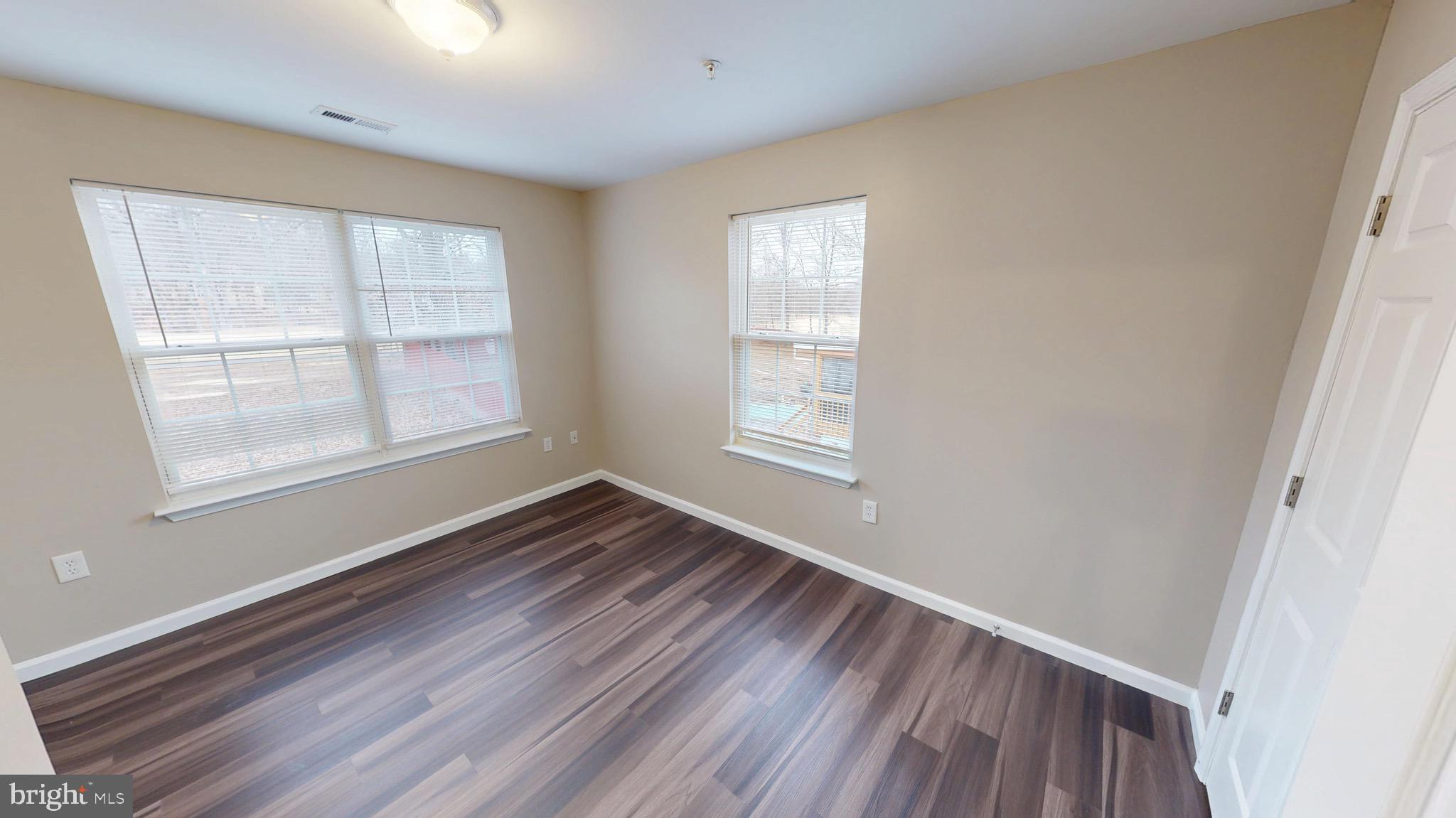 TANTALLON ON THE POTOMAC - Residential