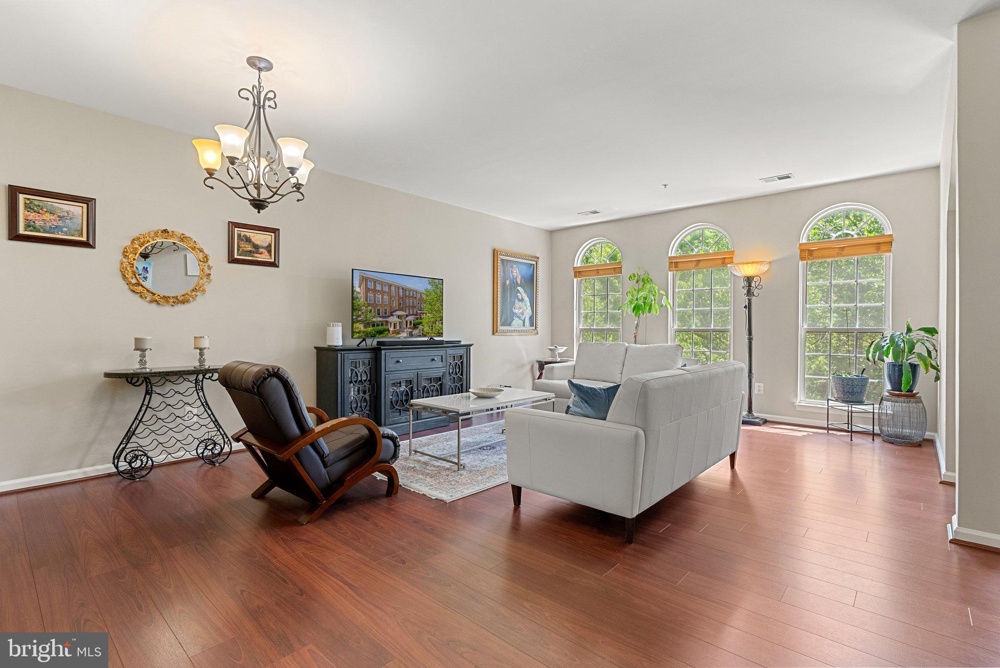 EAST MARKET - Residential