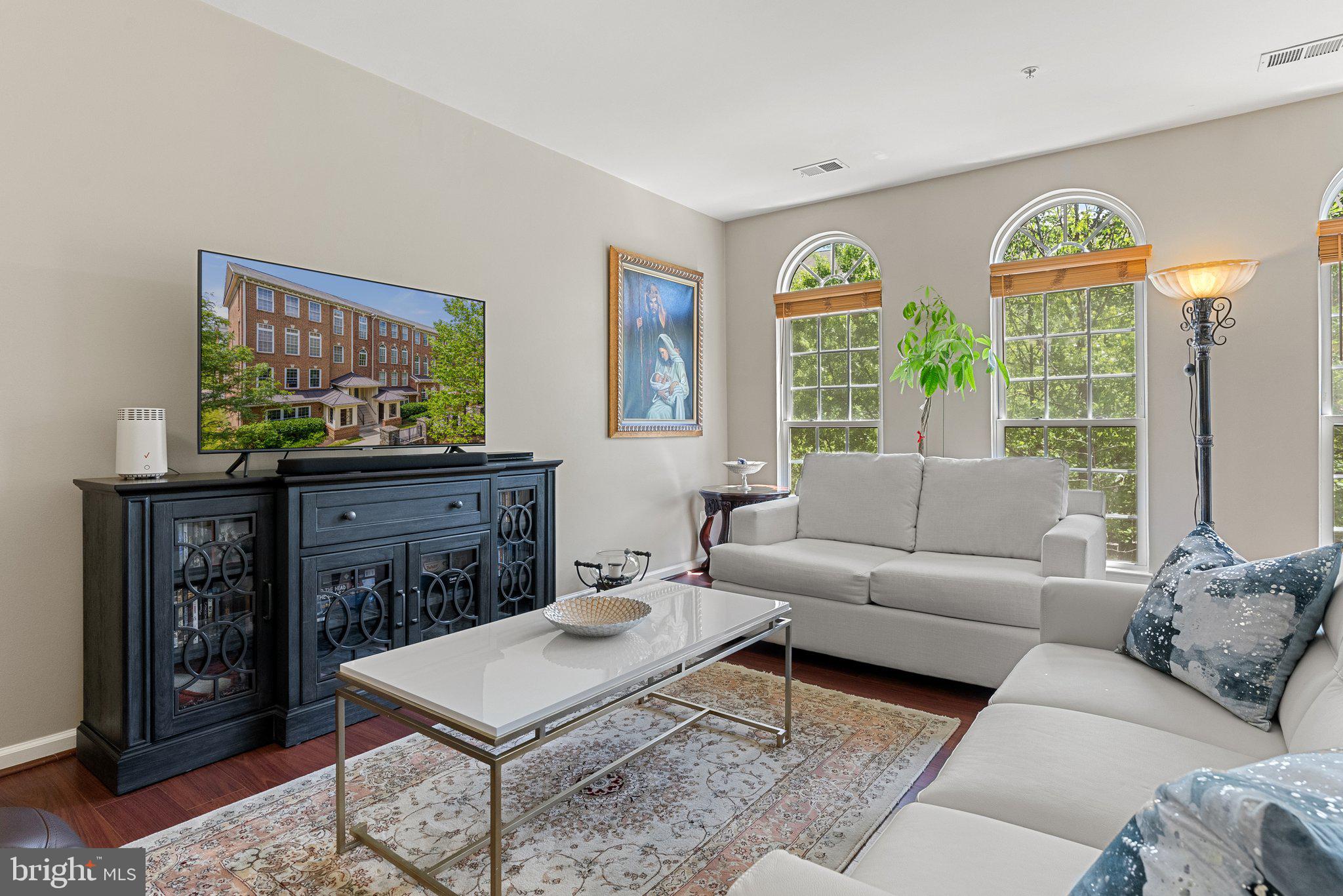 EAST MARKET - Residential