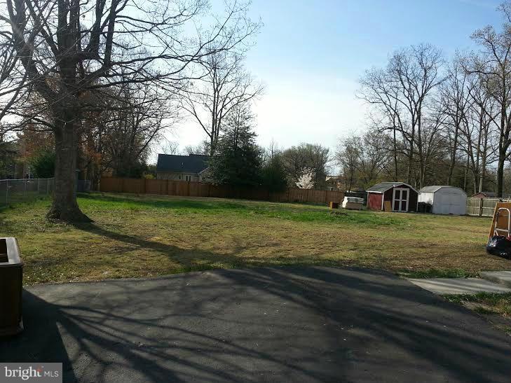 WINDSOR ESTATES - Residential