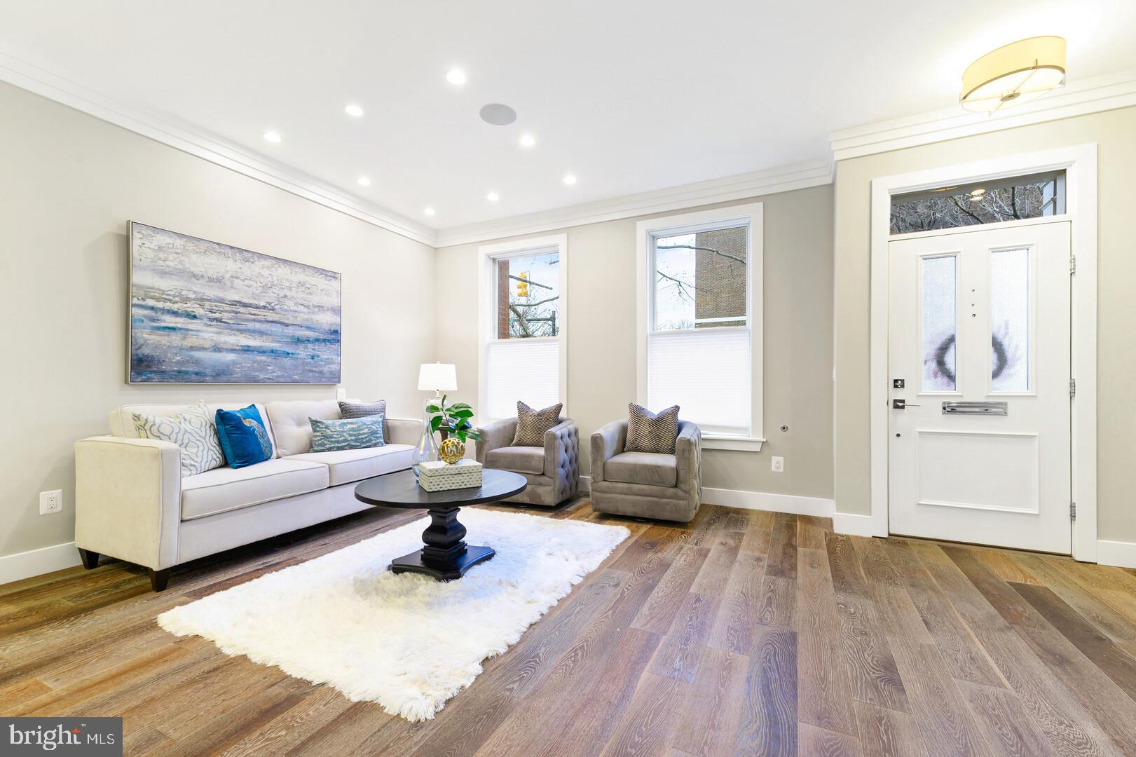 WILKES ROW - OLD TOWN - Residential