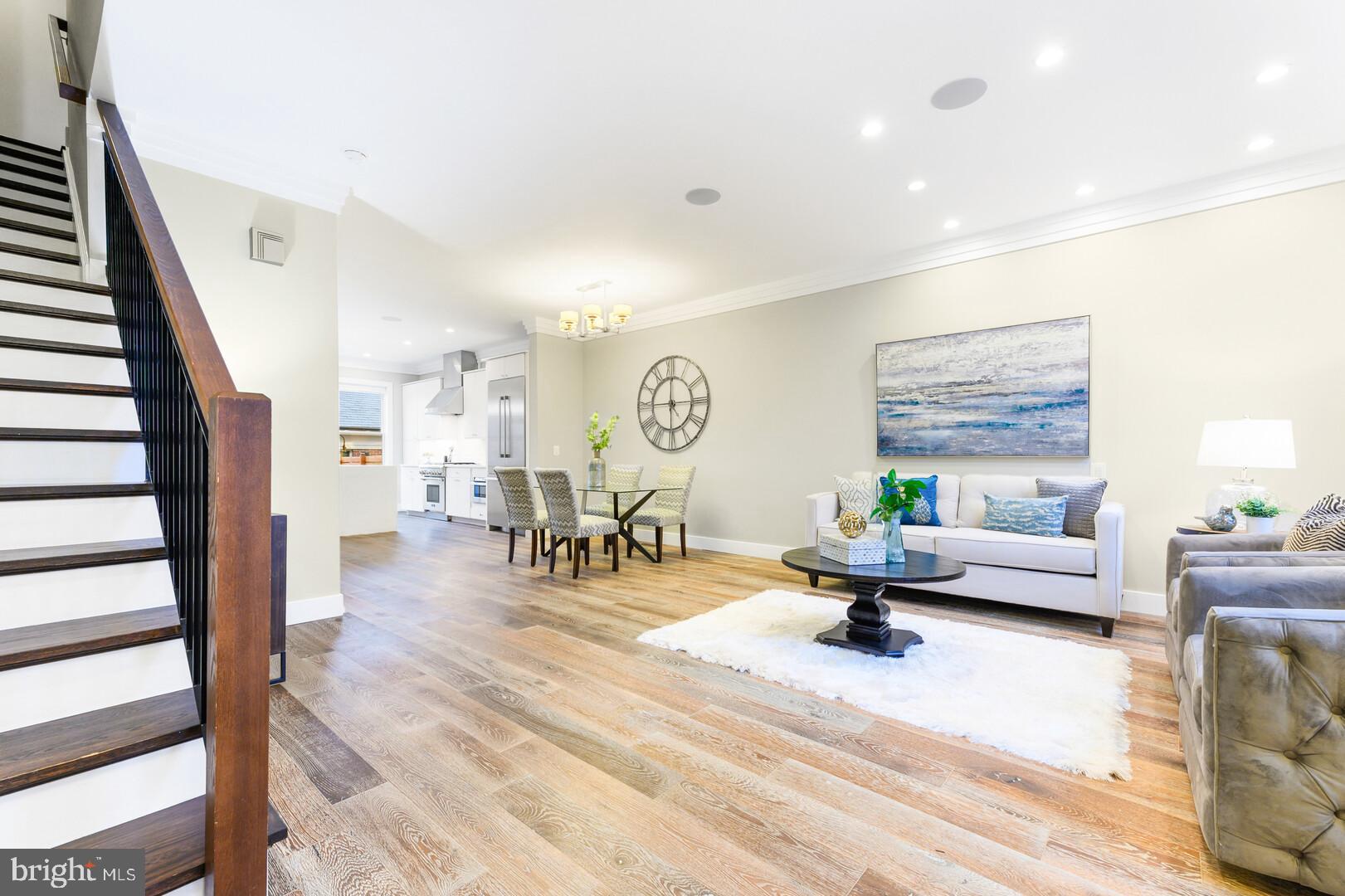 WILKES ROW - OLD TOWN - Residential