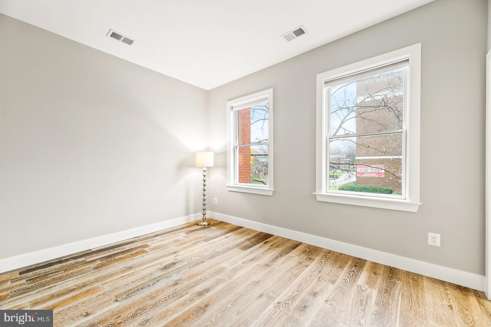 WILKES ROW - OLD TOWN - Residential