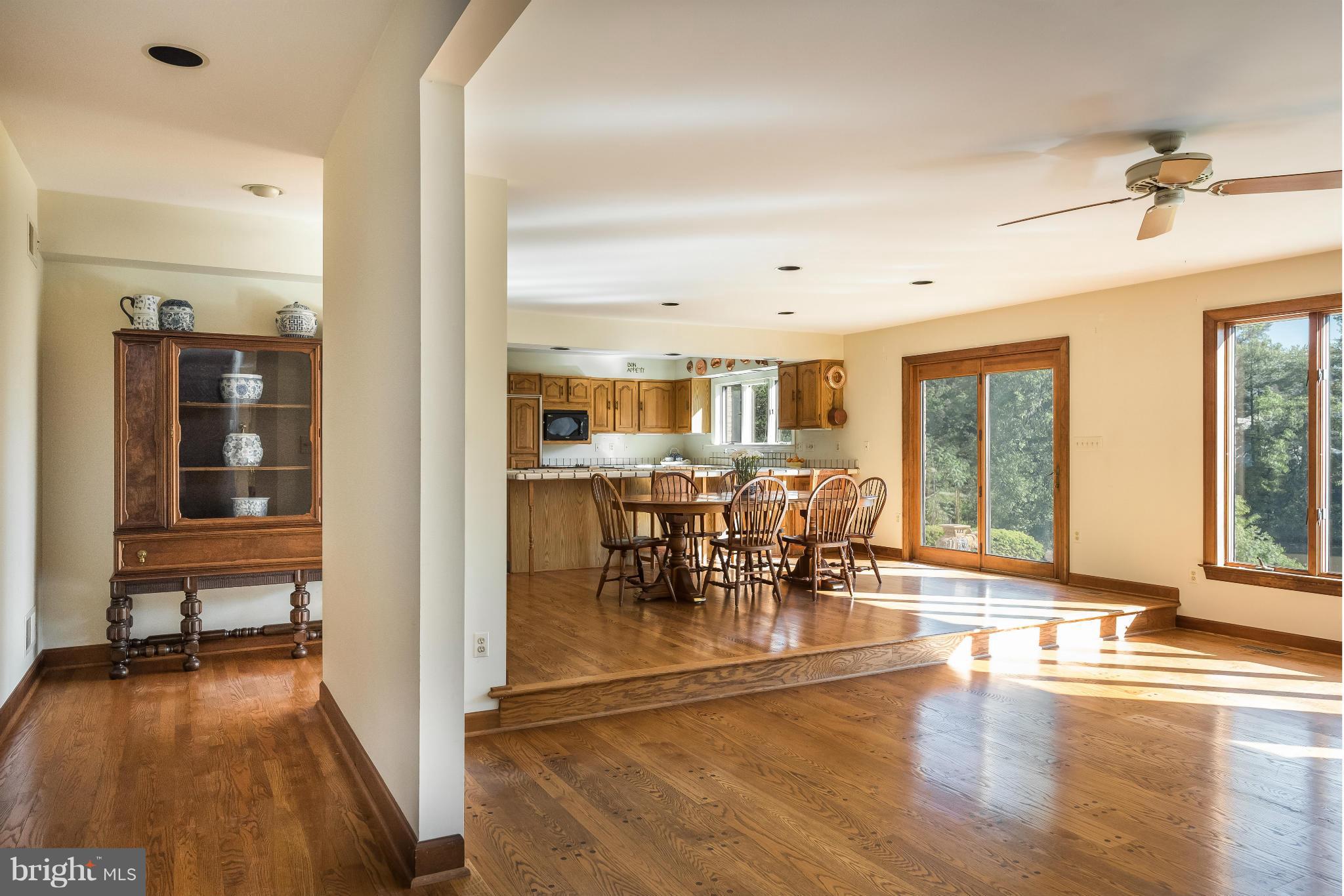 WILD ROSE SHORES - Residential