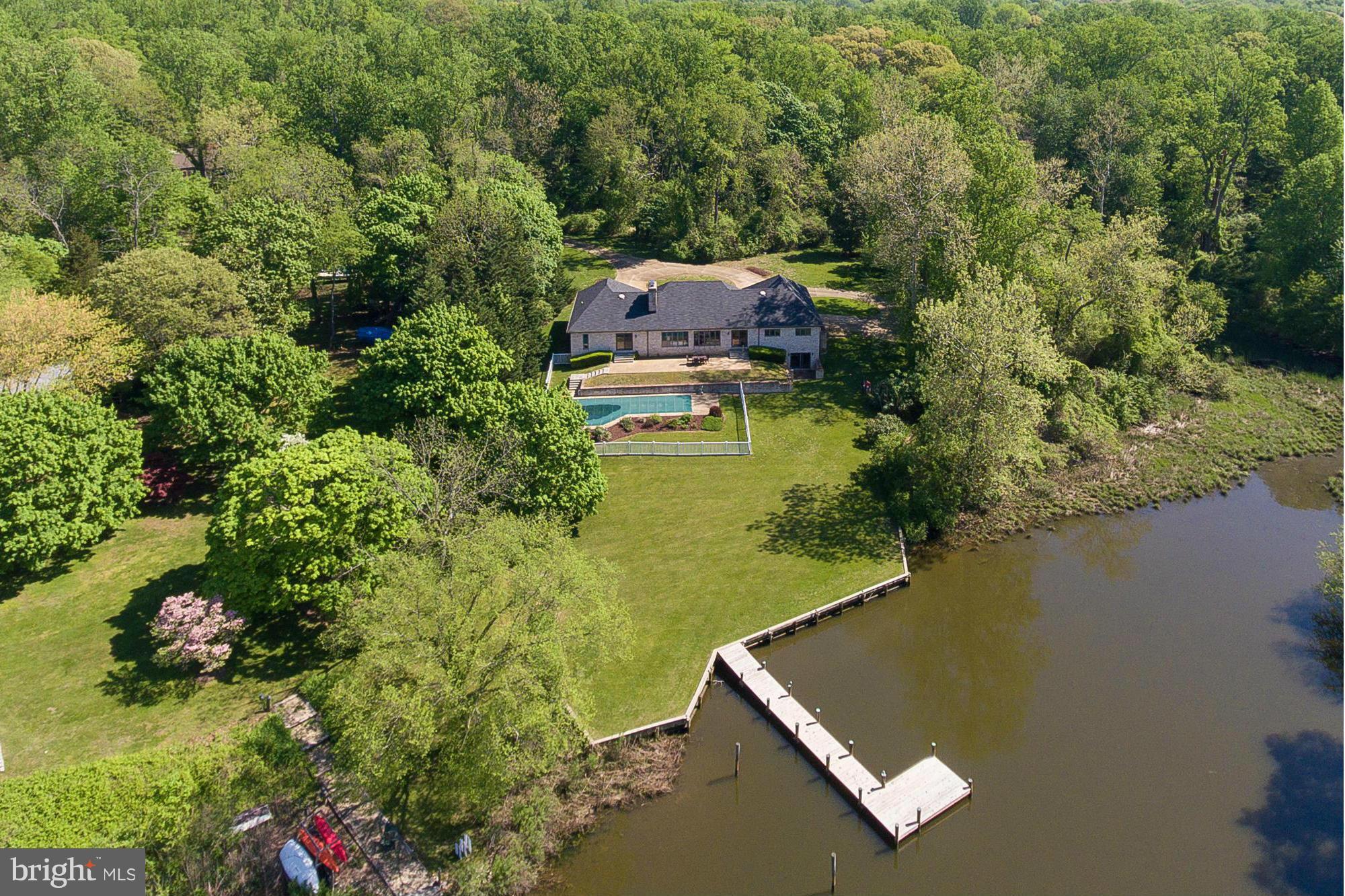 WILD ROSE SHORES - Residential