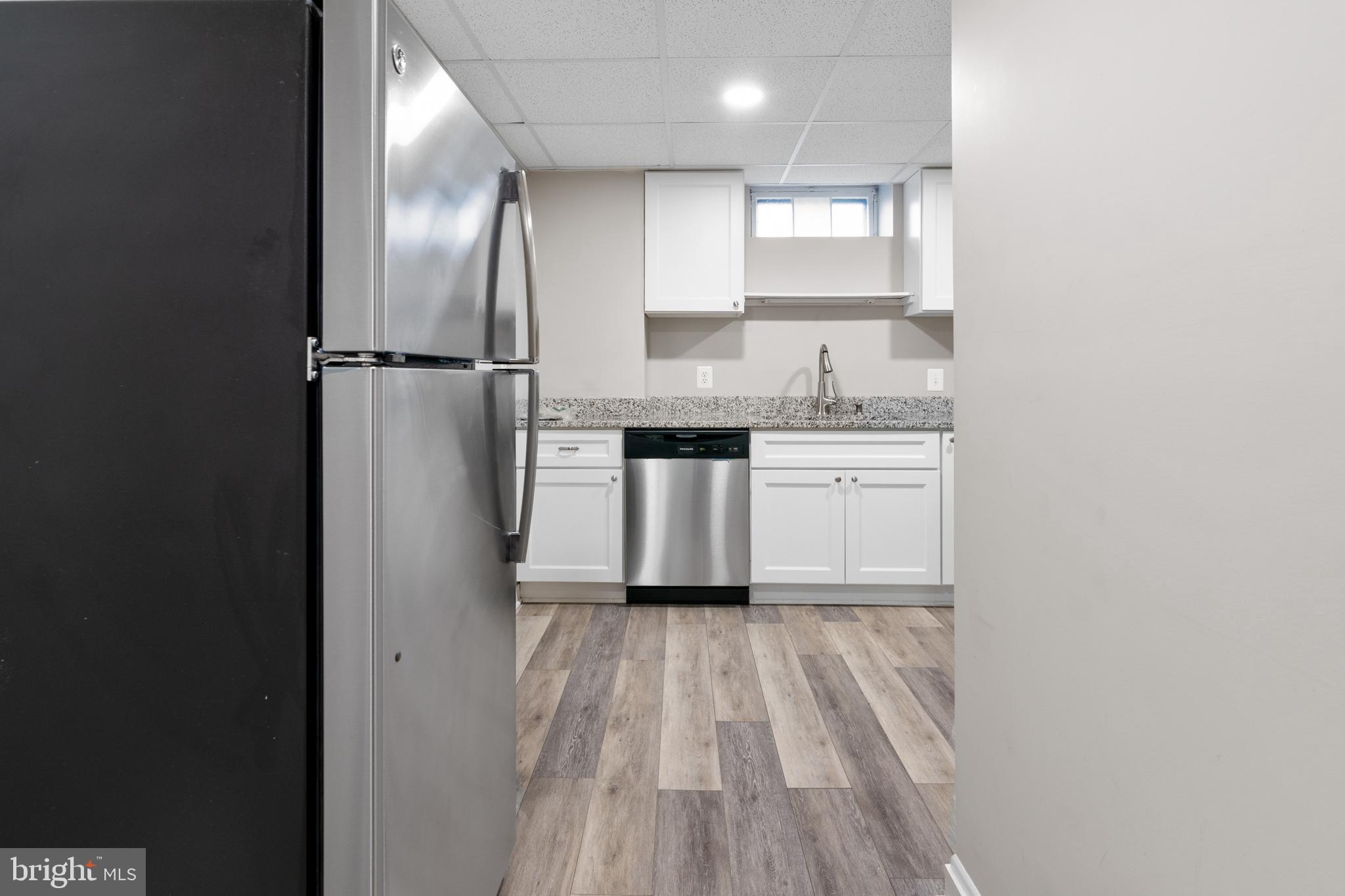 COLONIAL GARDENS - Residential