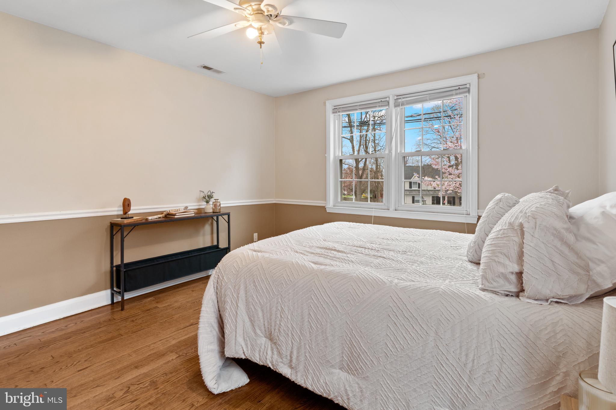 COLONIAL GARDENS - Residential