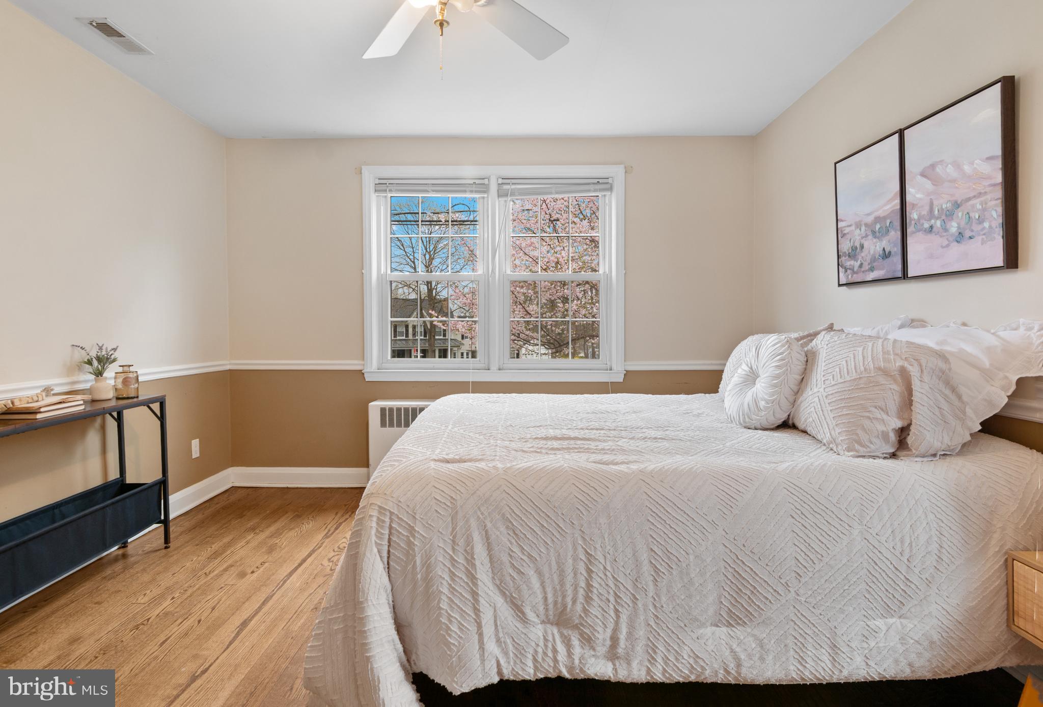 COLONIAL GARDENS - Residential