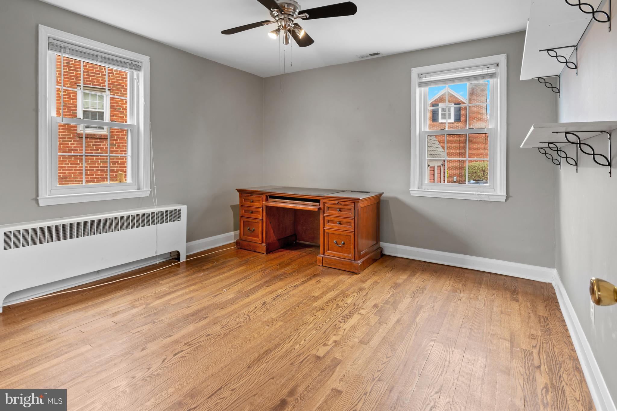 COLONIAL GARDENS - Residential