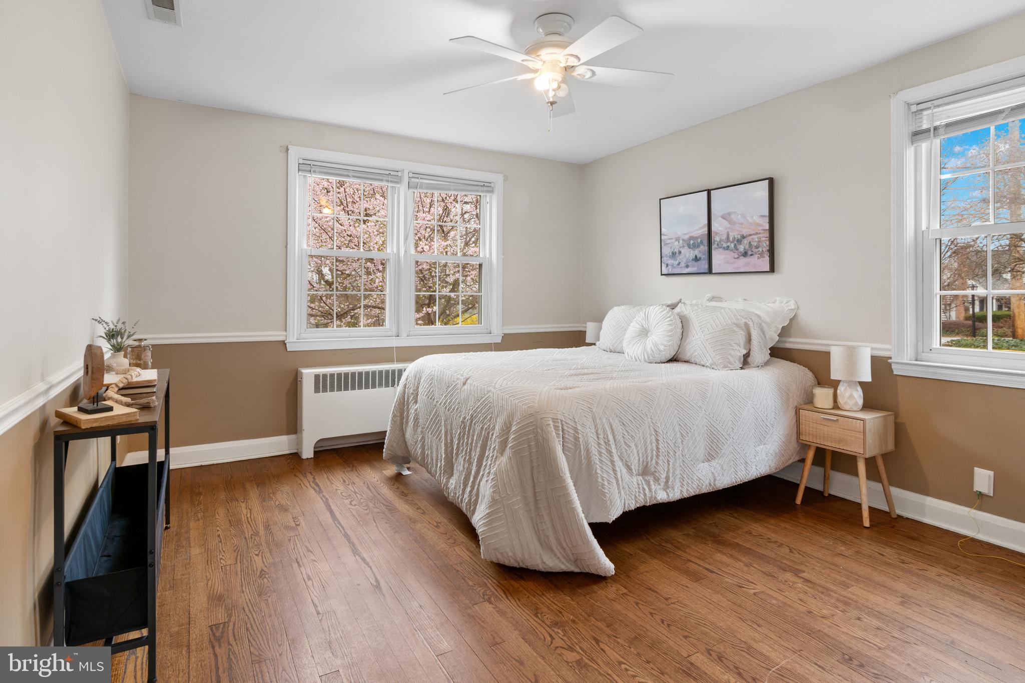 COLONIAL GARDENS - Residential