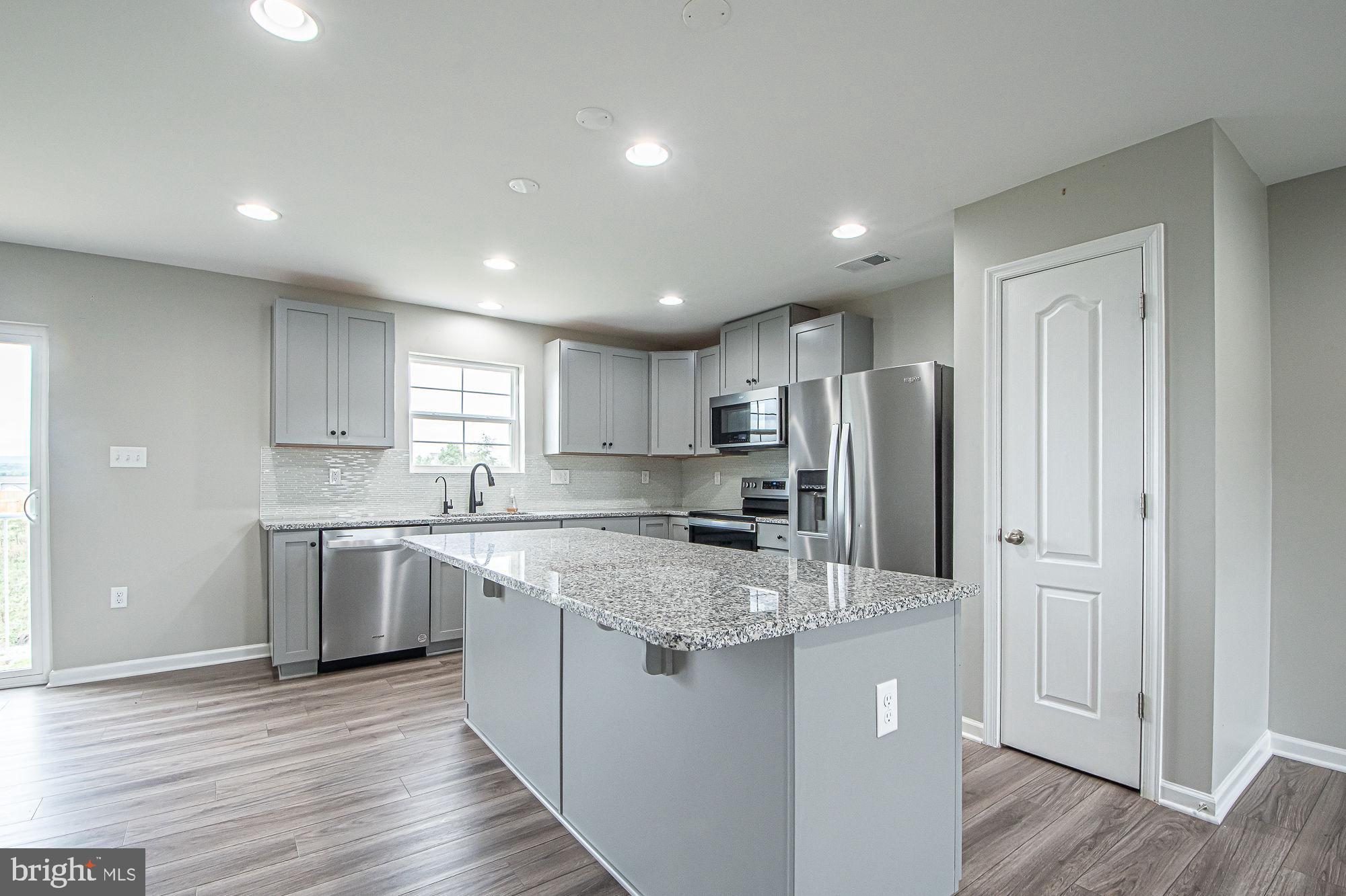 MORNING DOVE ESTATES - Residential