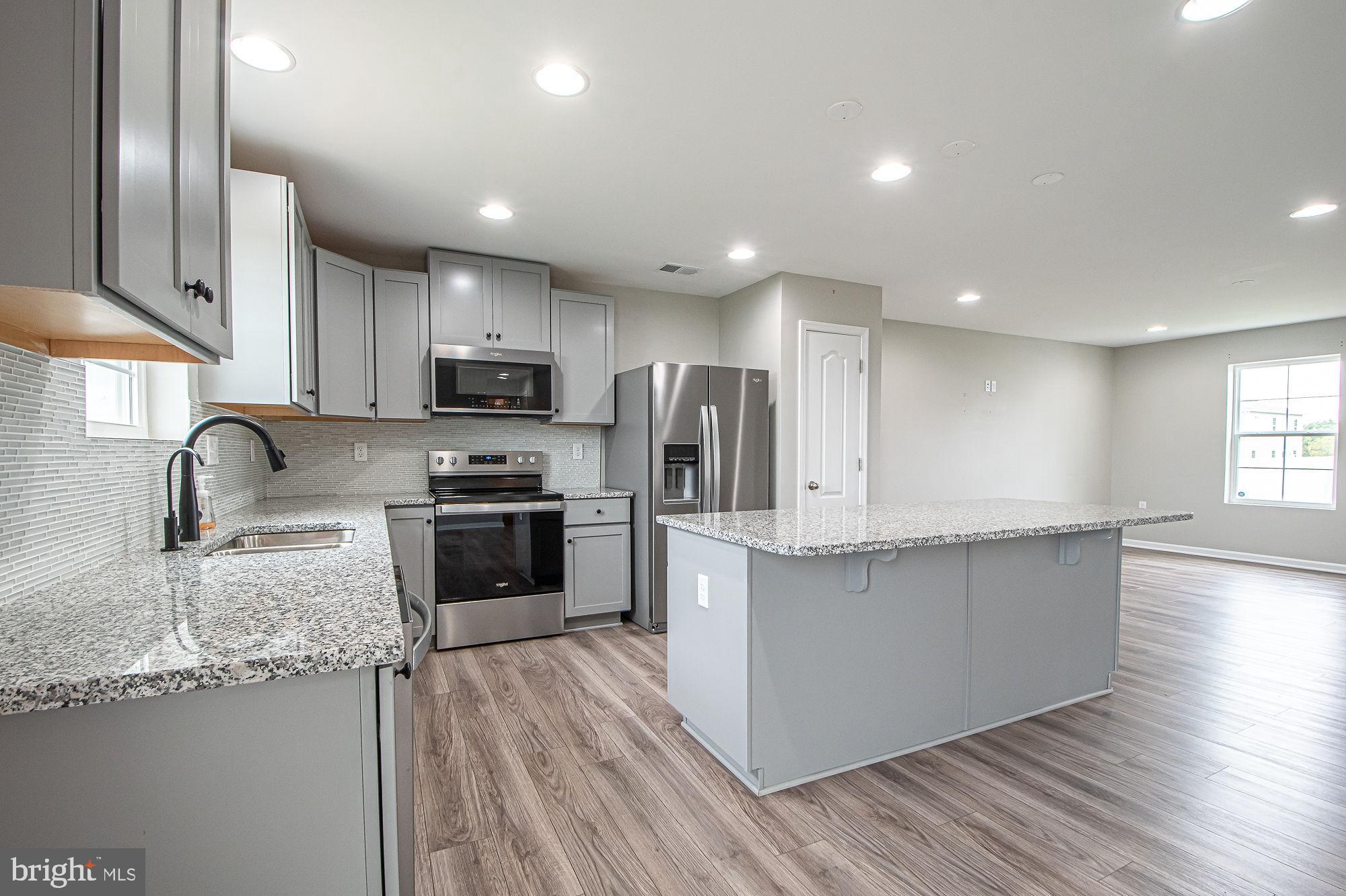 MORNING DOVE ESTATES - Residential