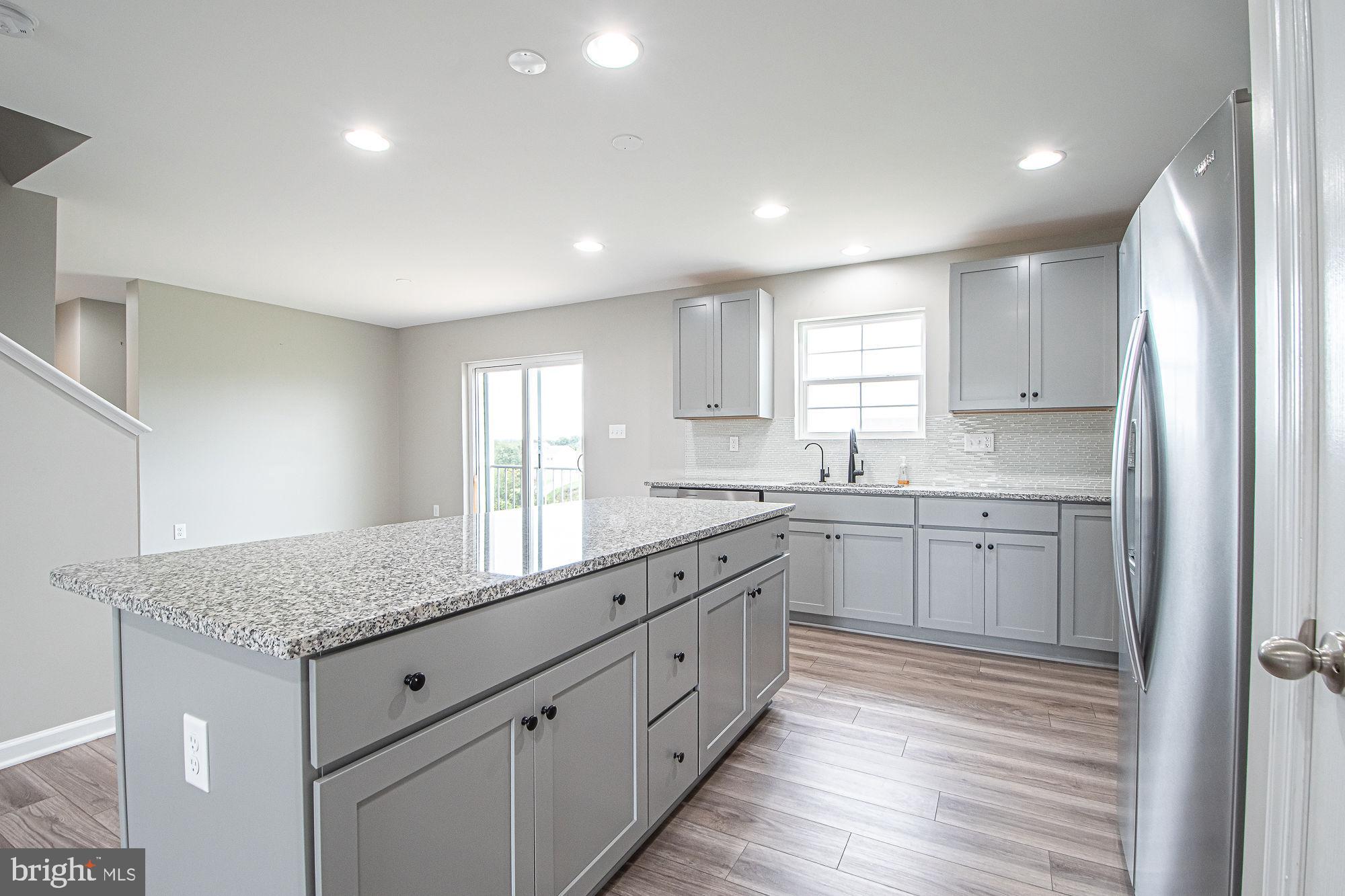 MORNING DOVE ESTATES - Residential