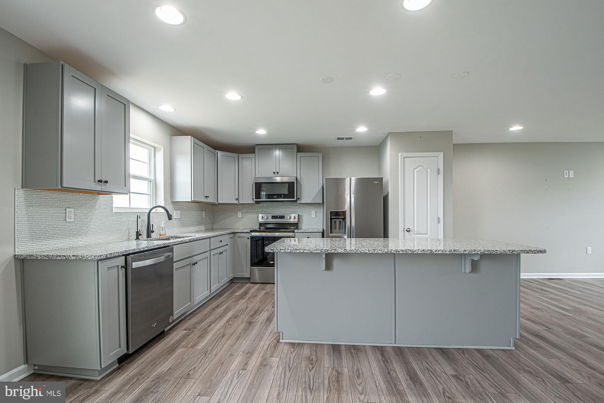 MORNING DOVE ESTATES - Residential