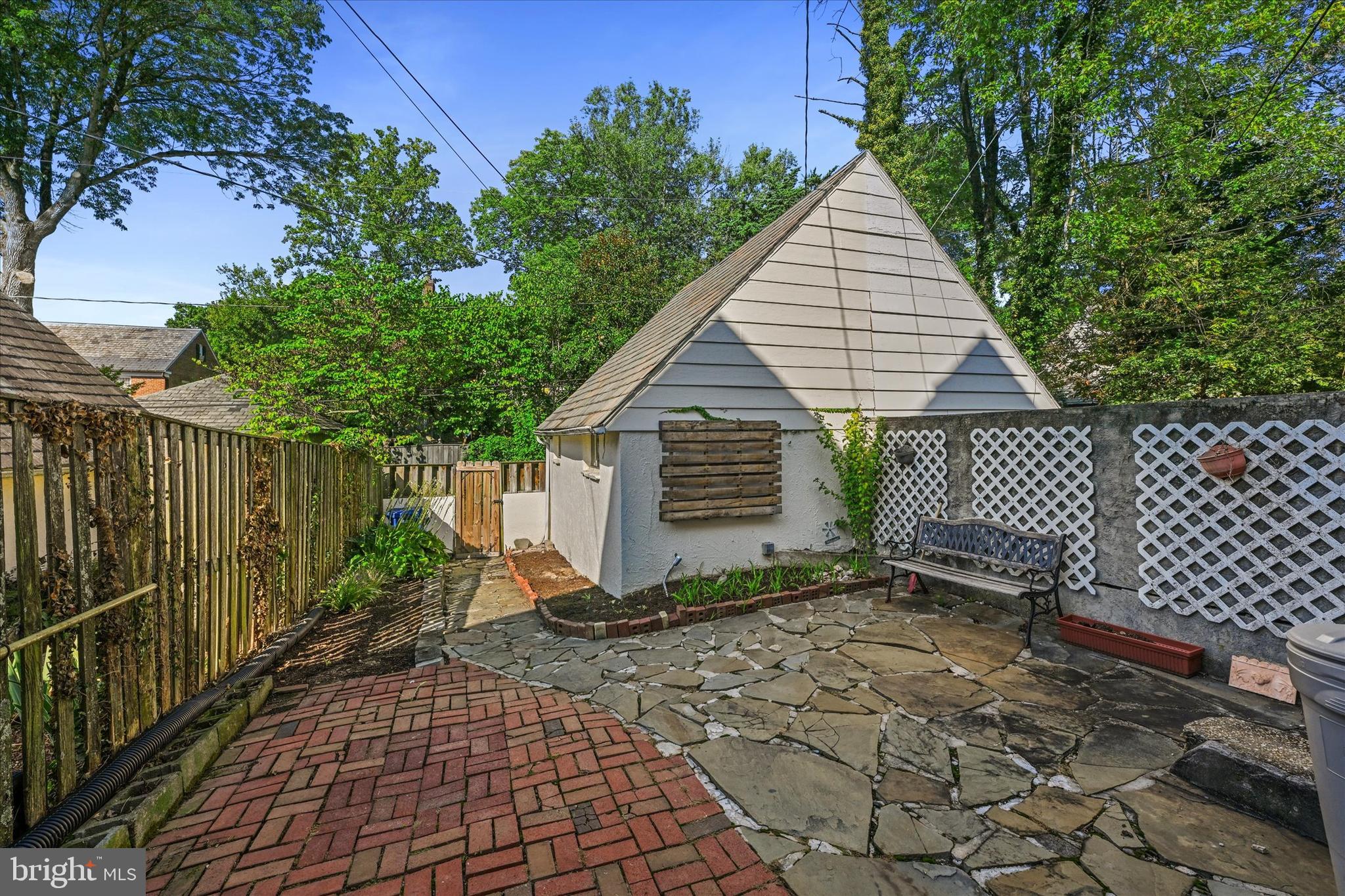 GUILFORD - Residential