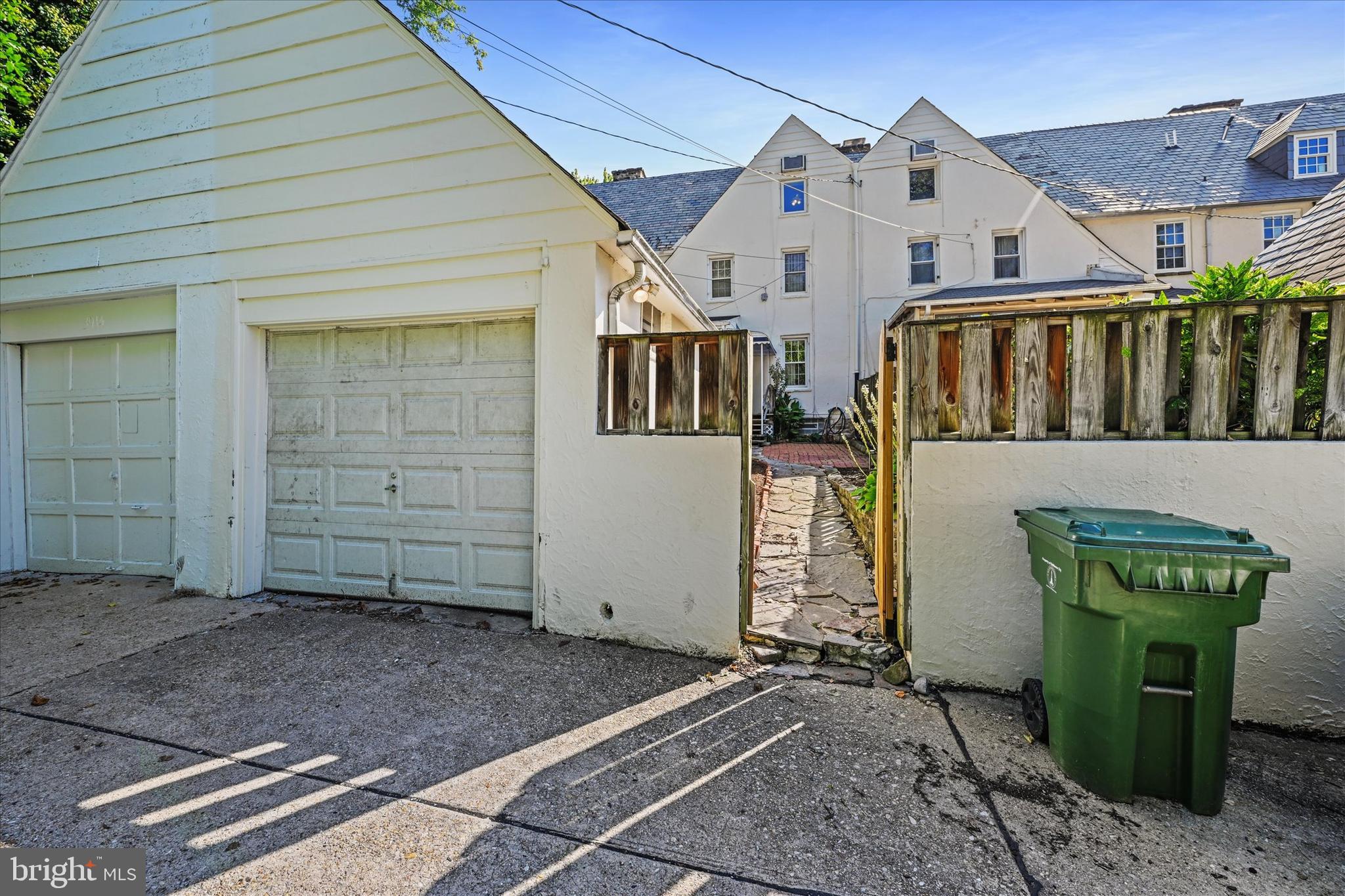 GUILFORD - Residential