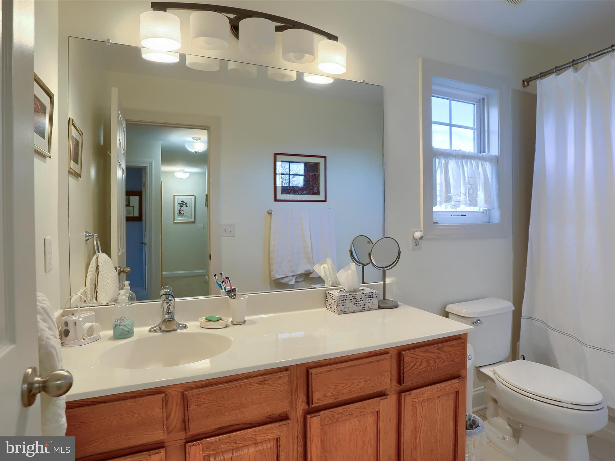 THE ENCLAVE - Residential