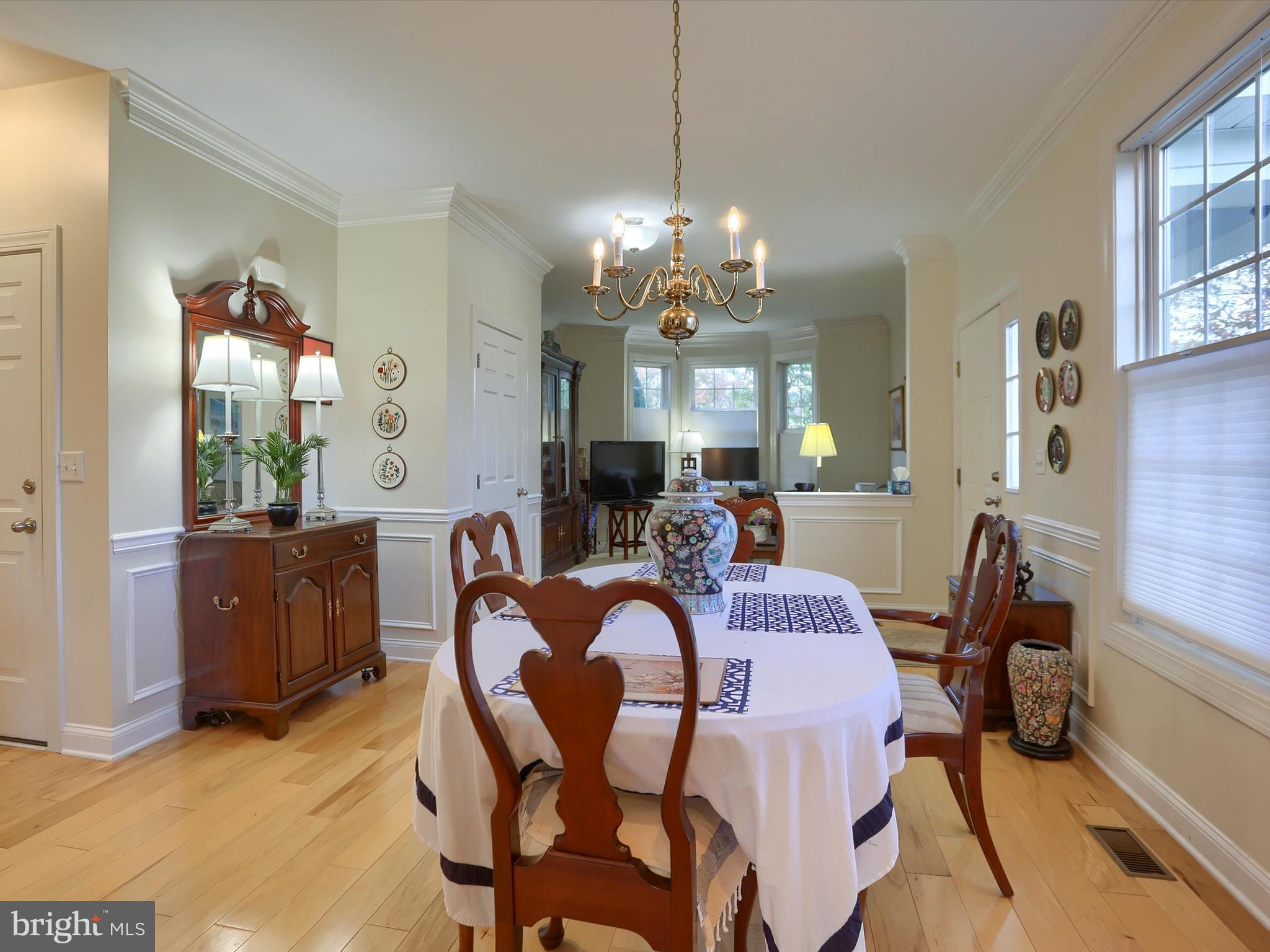 THE ENCLAVE - Residential