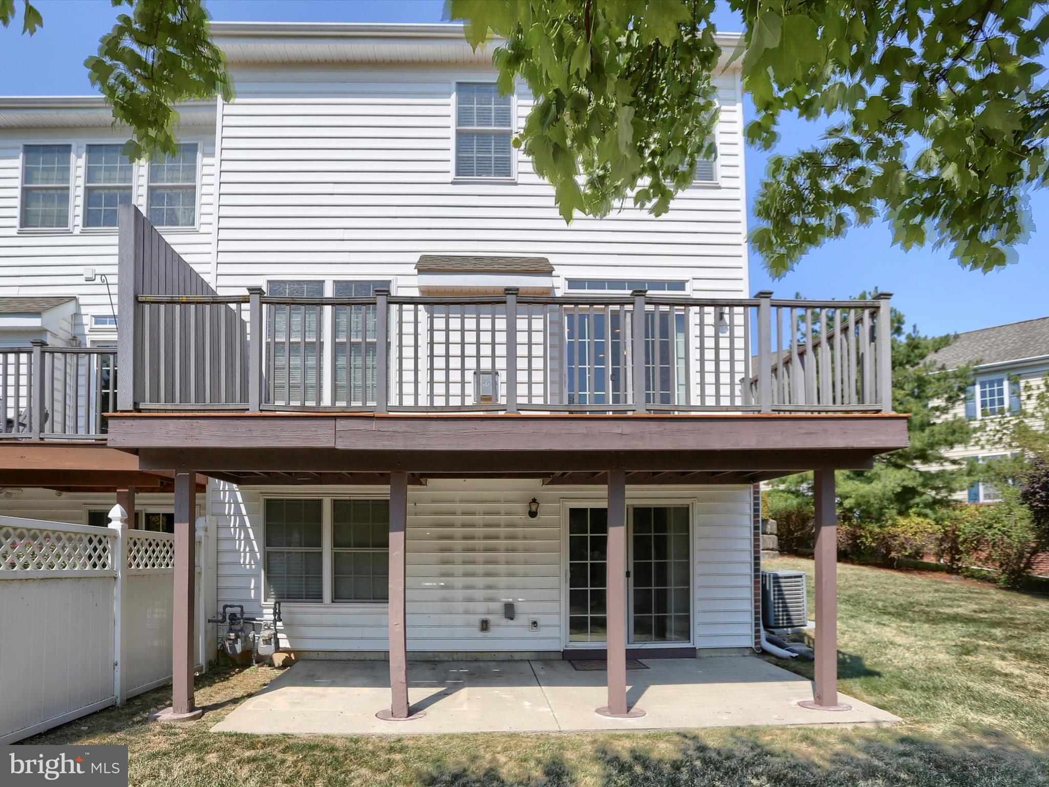 THE ENCLAVE - Residential