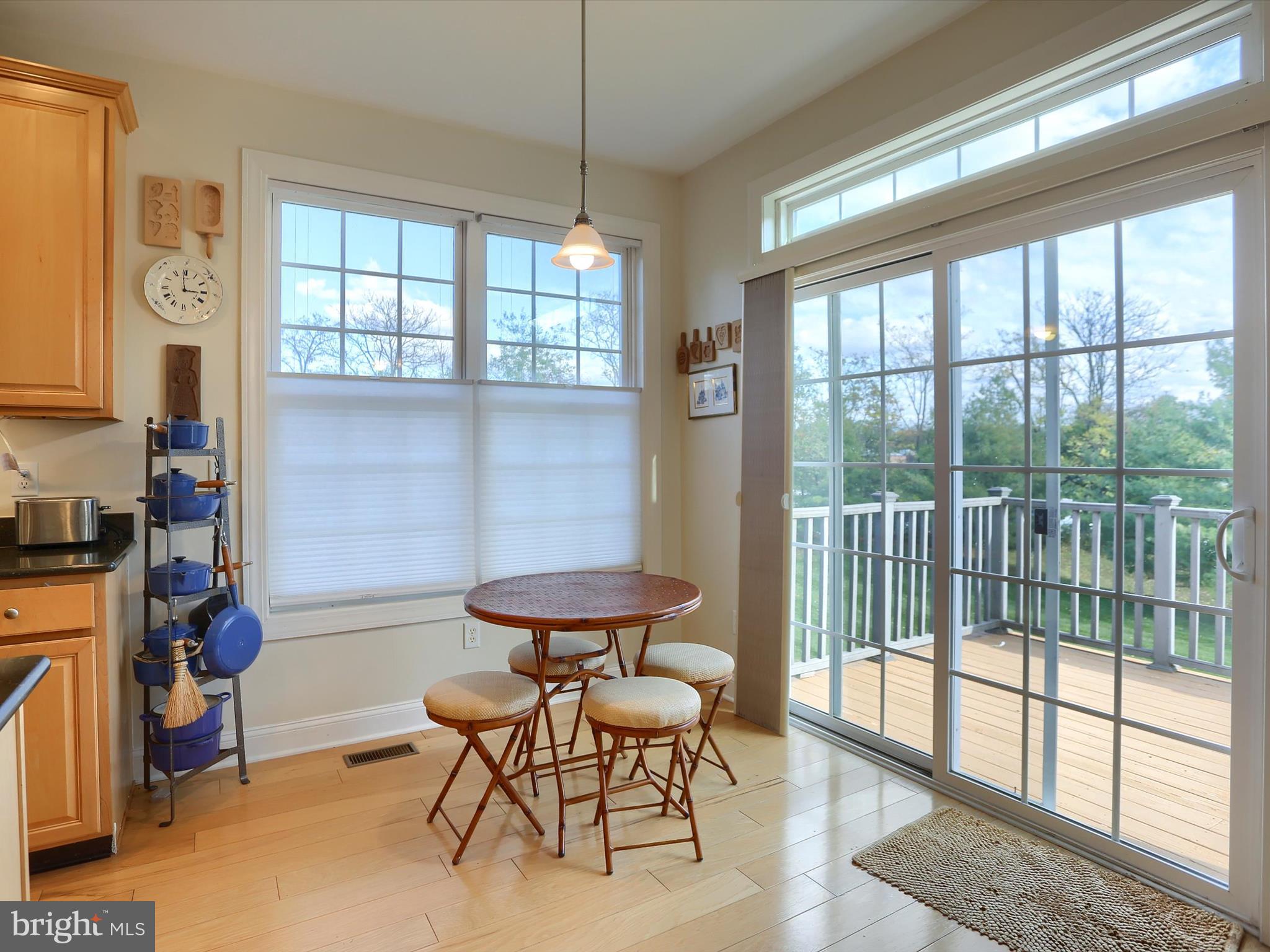 THE ENCLAVE - Residential