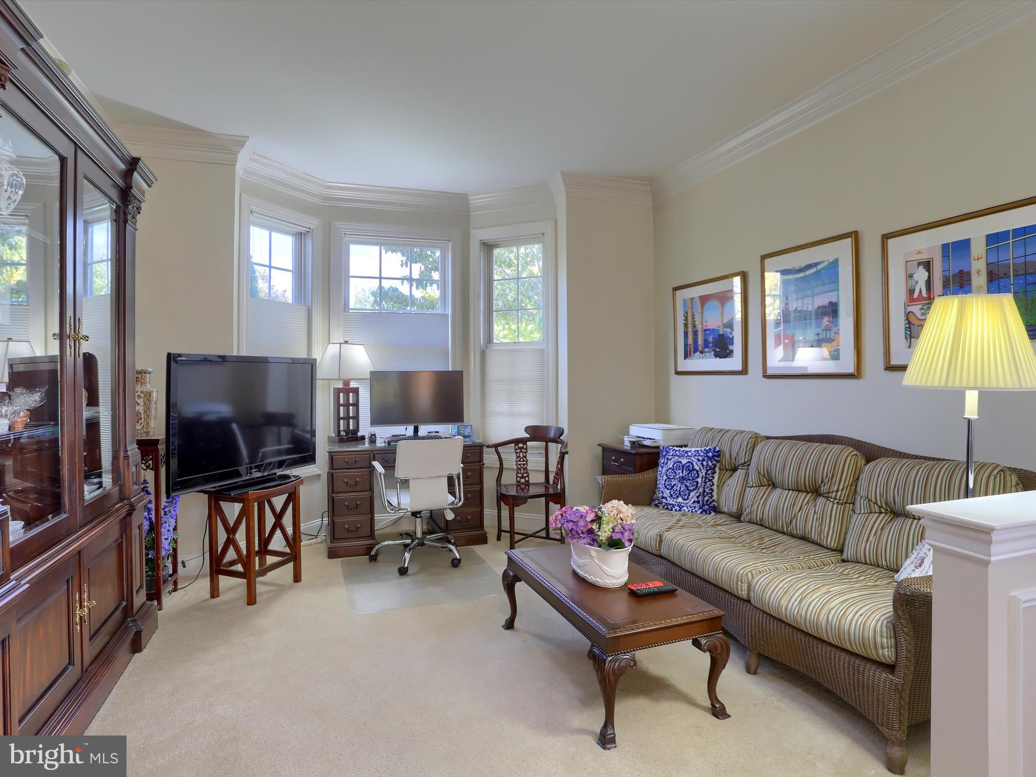 THE ENCLAVE - Residential