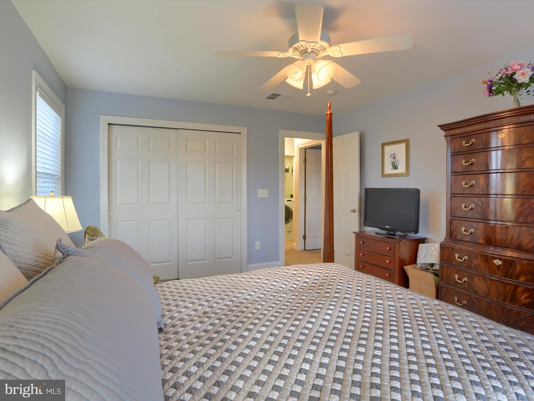 THE ENCLAVE - Residential