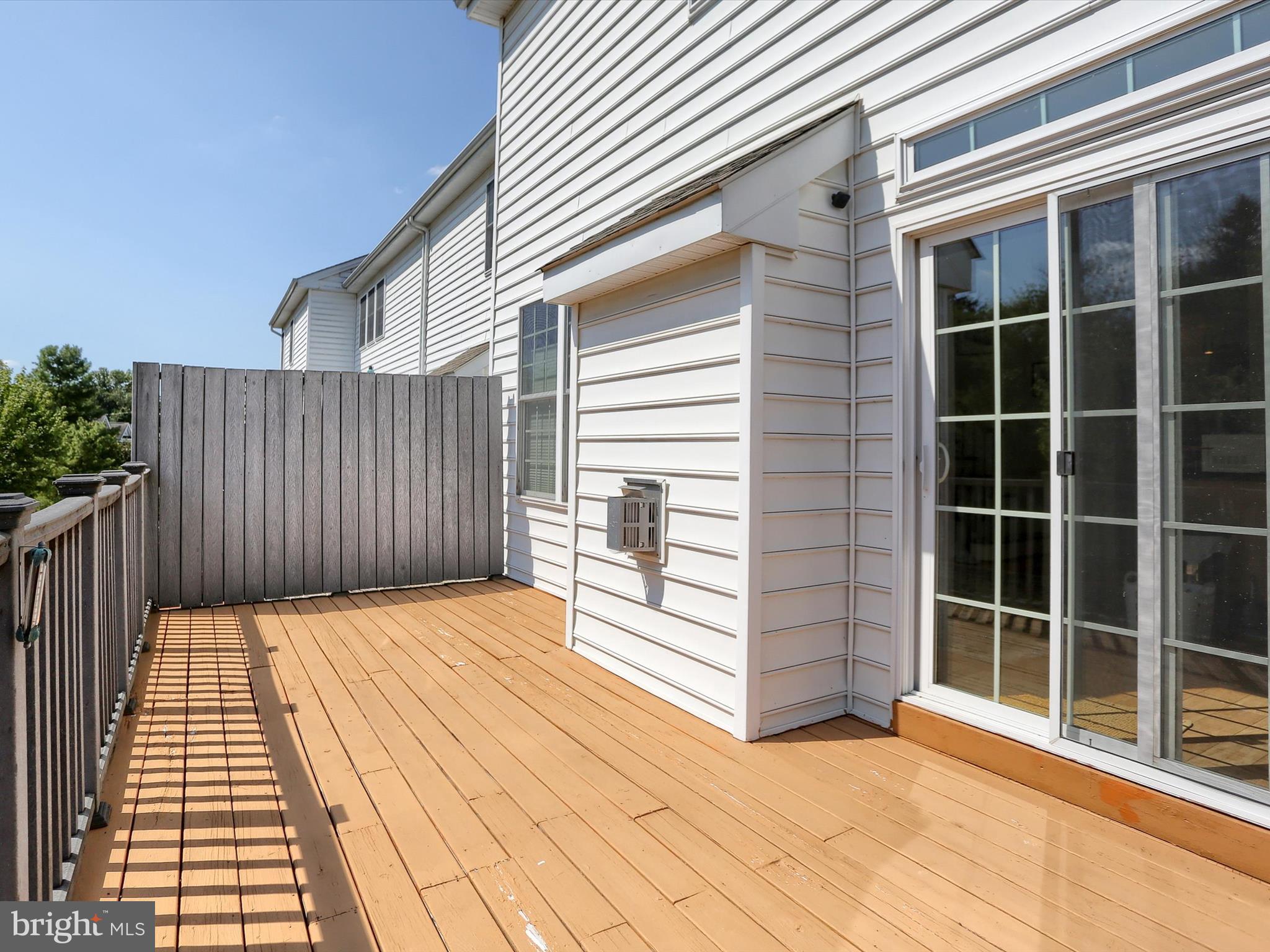 THE ENCLAVE - Residential