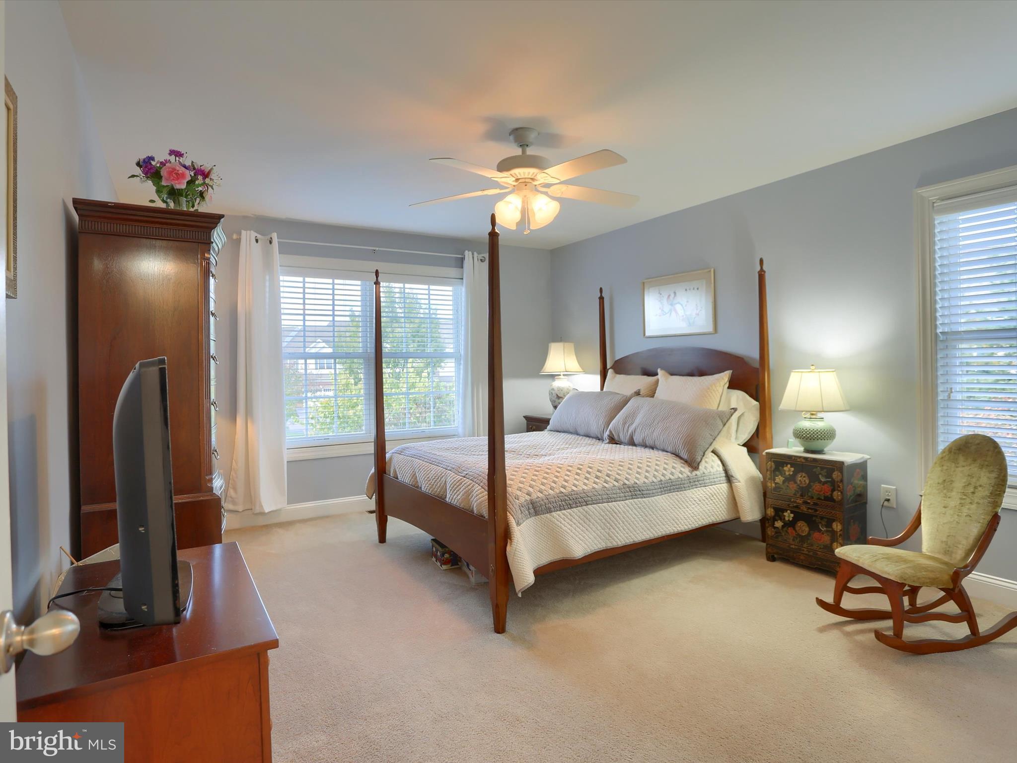 THE ENCLAVE - Residential