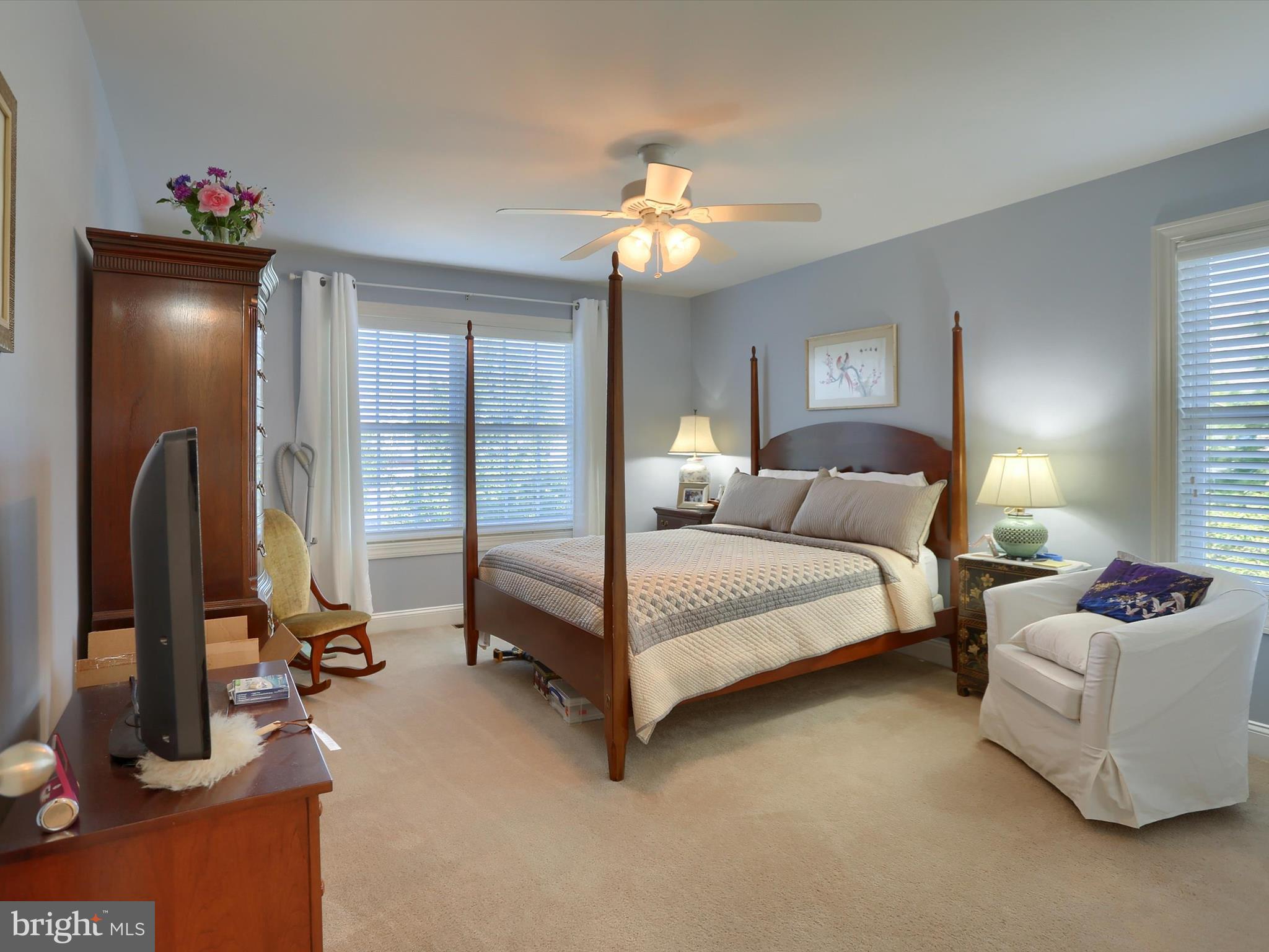 THE ENCLAVE - Residential