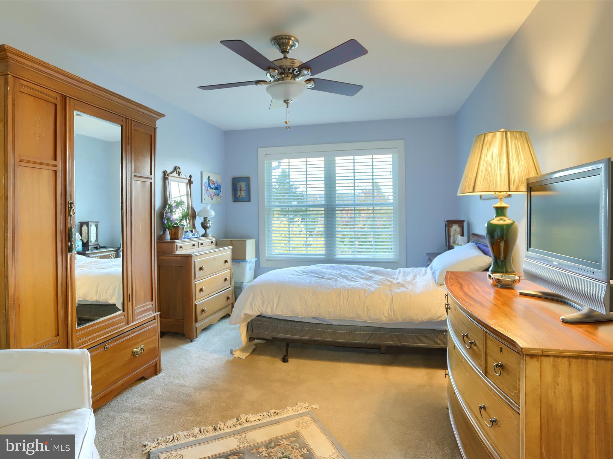 THE ENCLAVE - Residential