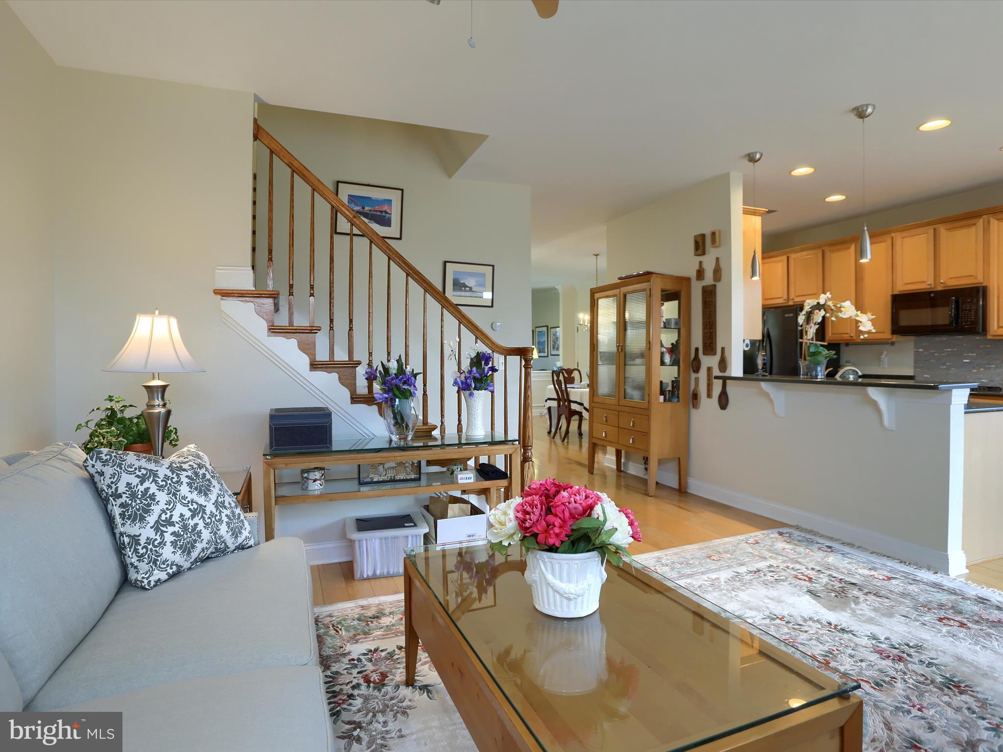 THE ENCLAVE - Residential