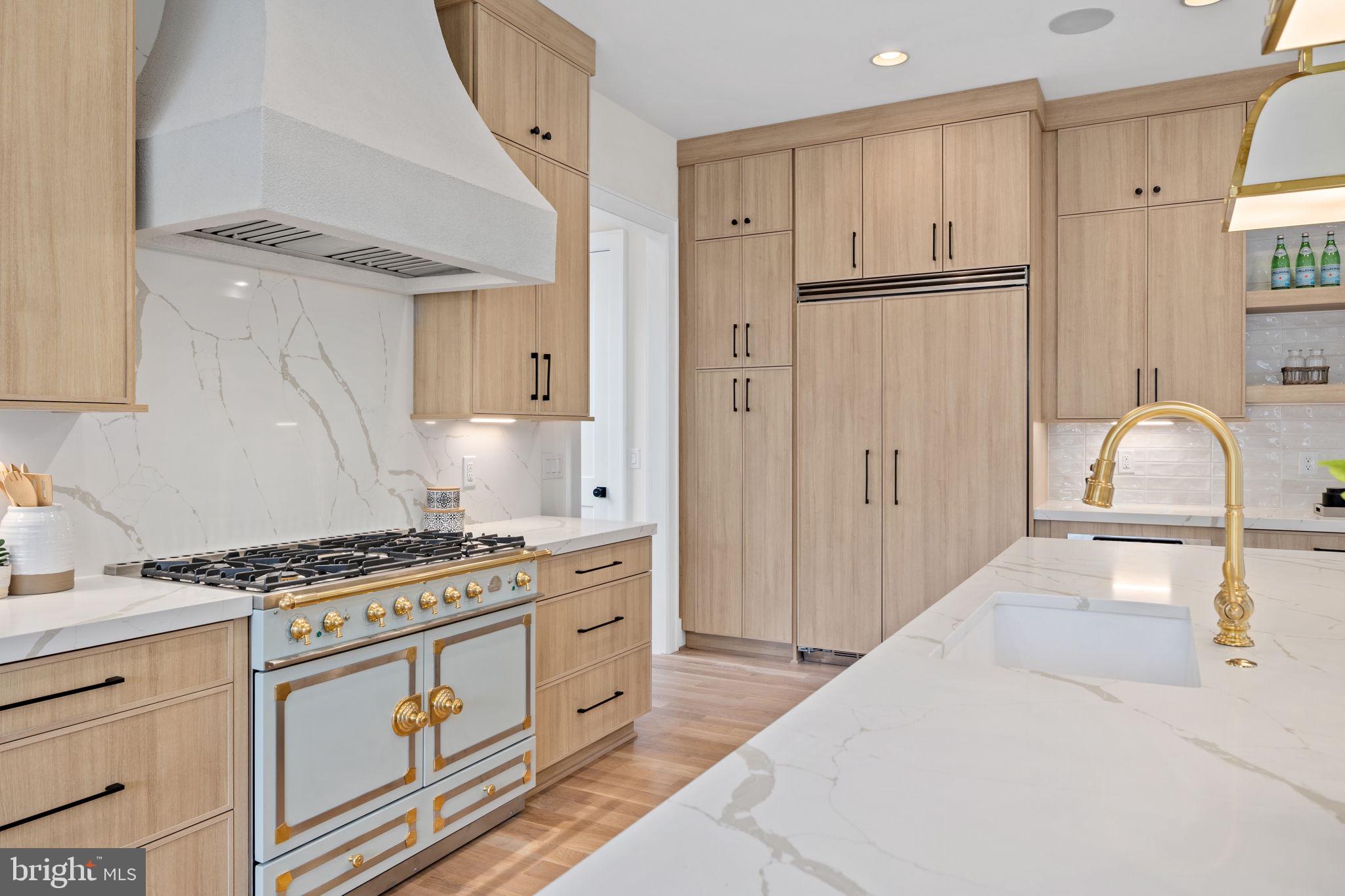 HIGHVIEW TERRACE - Residential