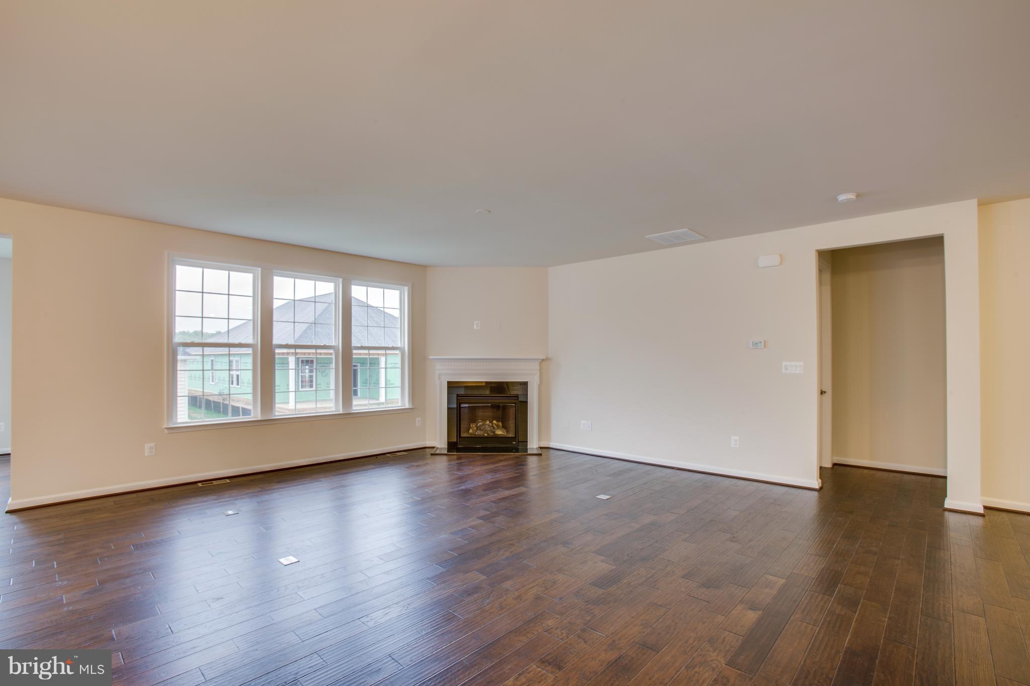 VIRGINIA HERITAGE AT LEE'S PARK - Residential