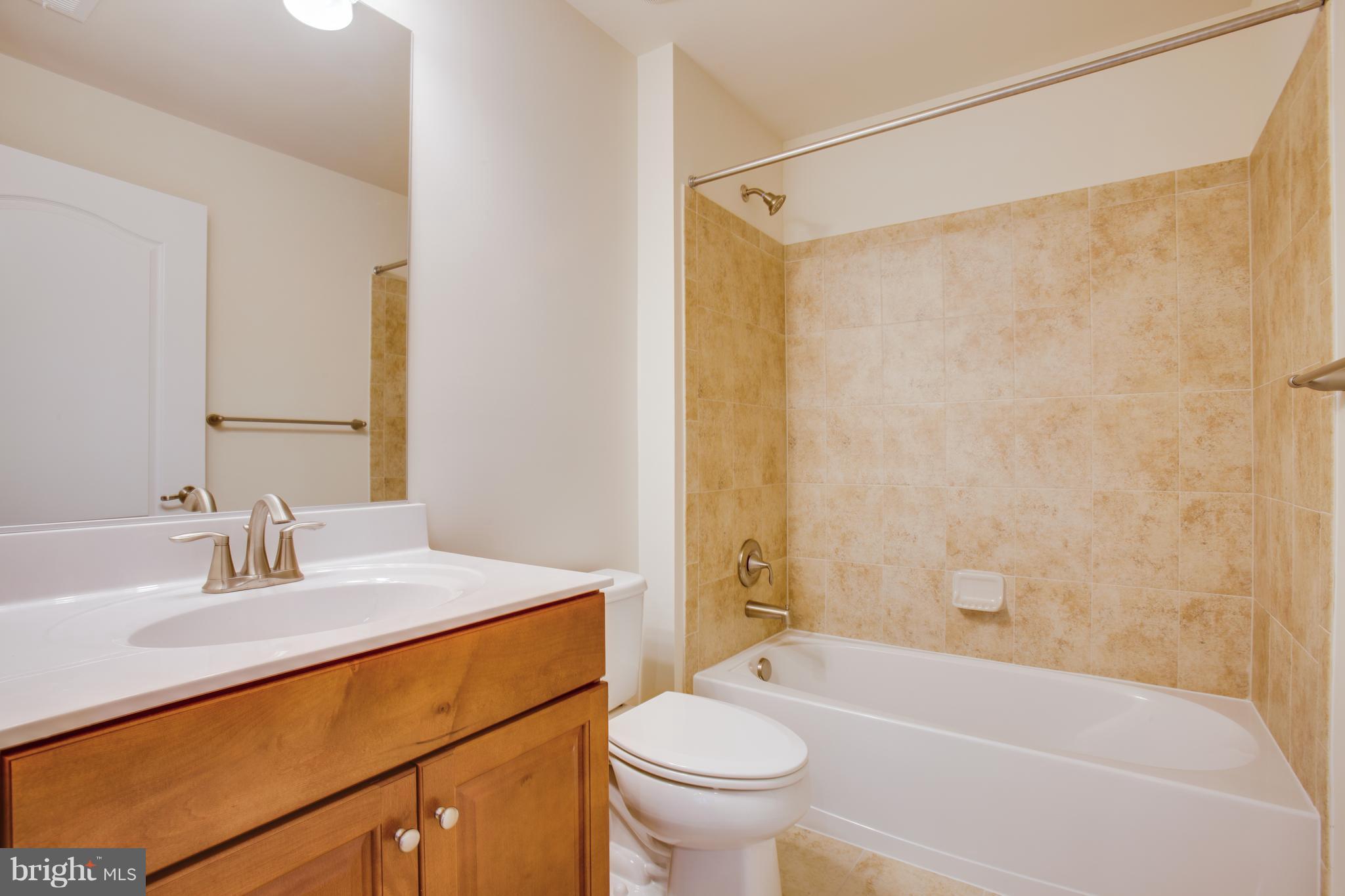 VIRGINIA HERITAGE AT LEE'S PARK - Residential