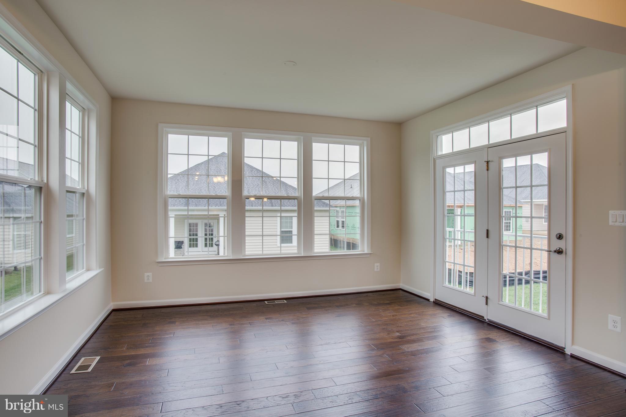 VIRGINIA HERITAGE AT LEE'S PARK - Residential