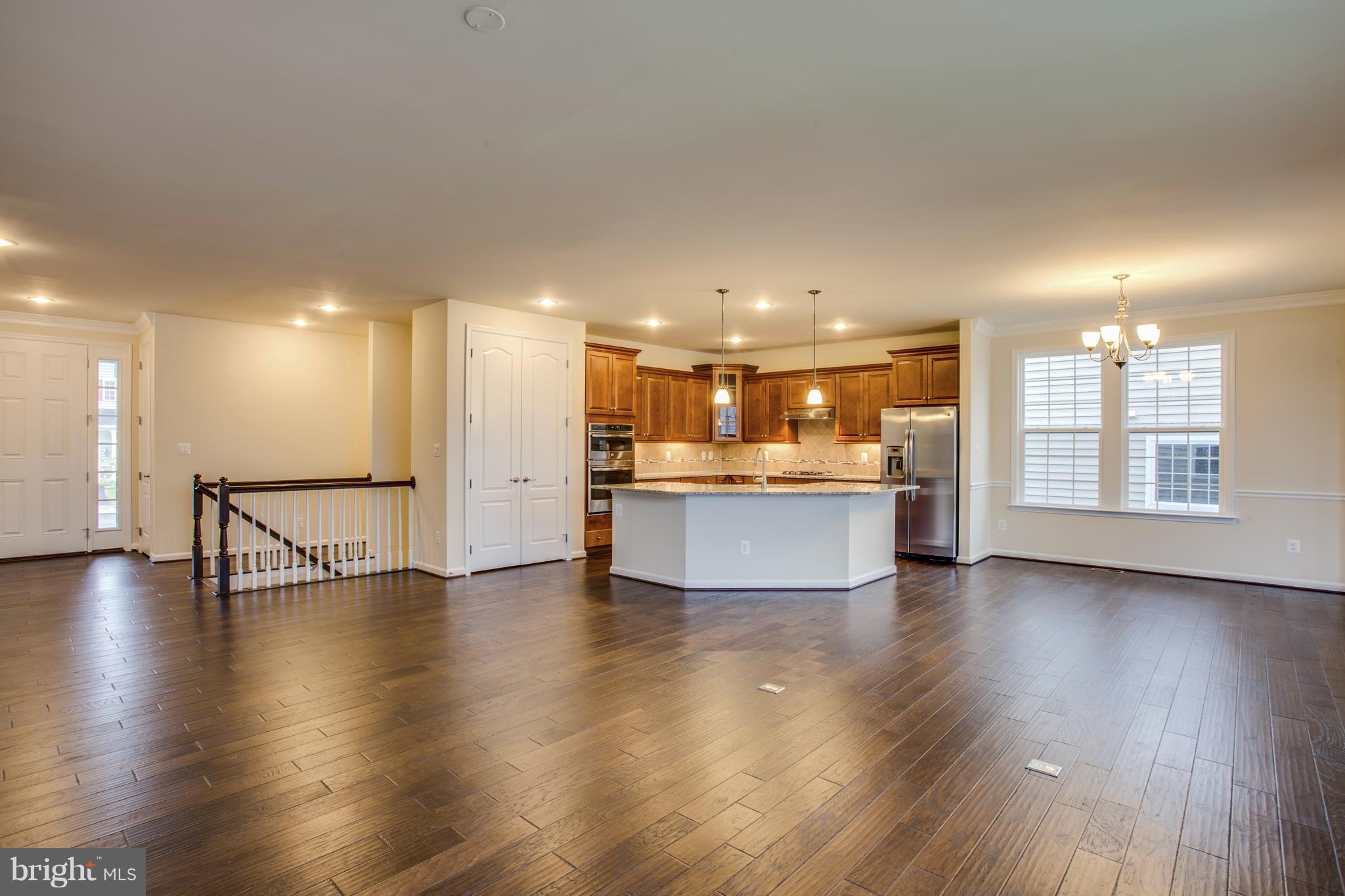 VIRGINIA HERITAGE AT LEE'S PARK - Residential