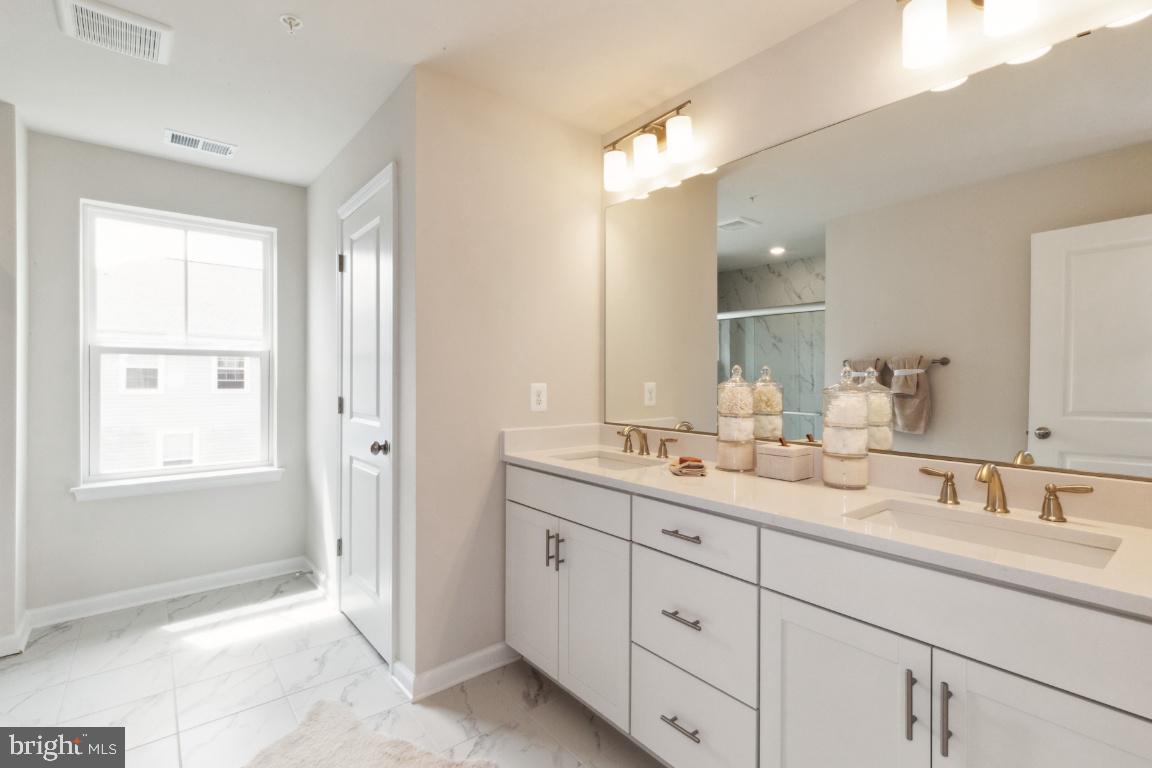 SCOTLAND HEIGHTS - Residential