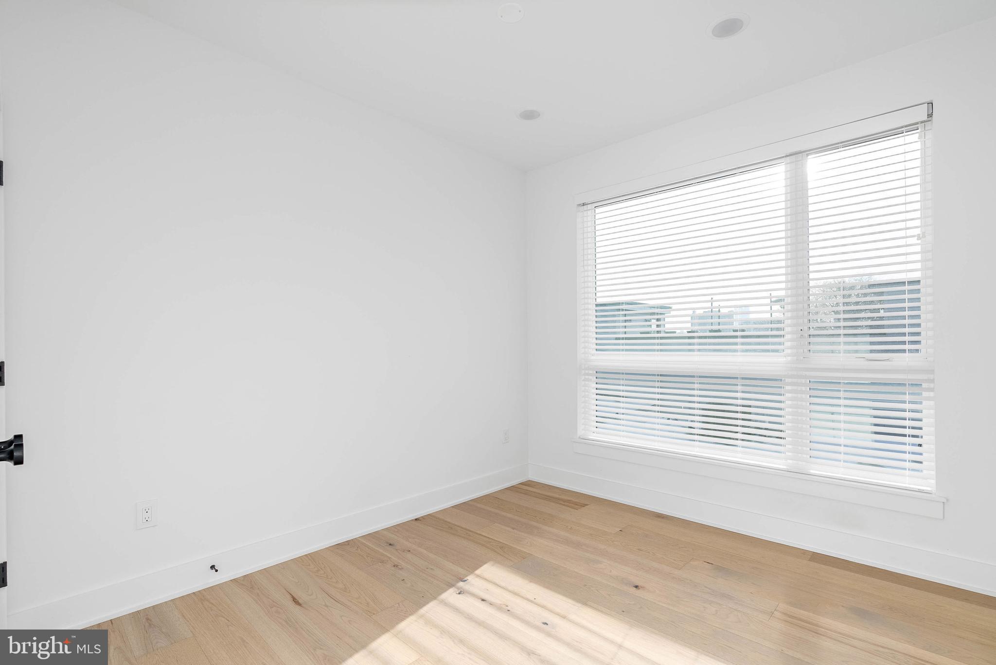 FRANCISVILLE - Residential Lease