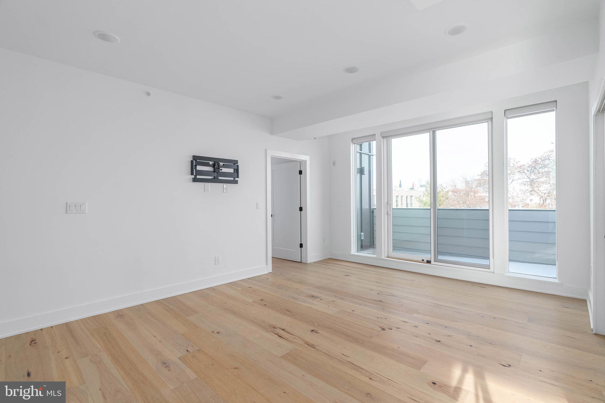 FRANCISVILLE - Residential Lease