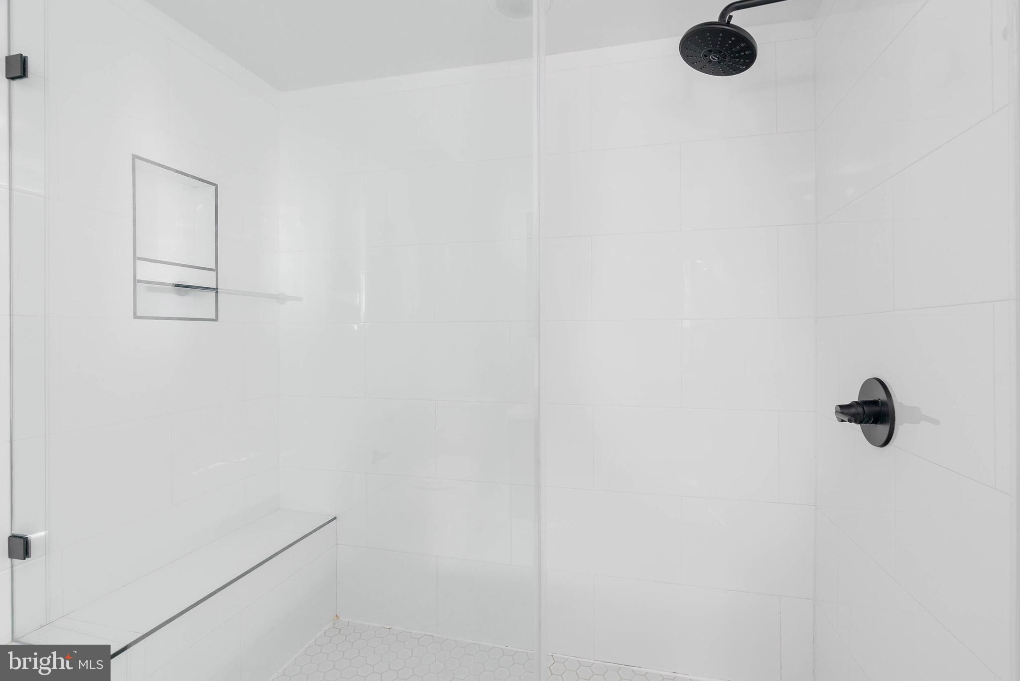 FRANCISVILLE - Residential Lease