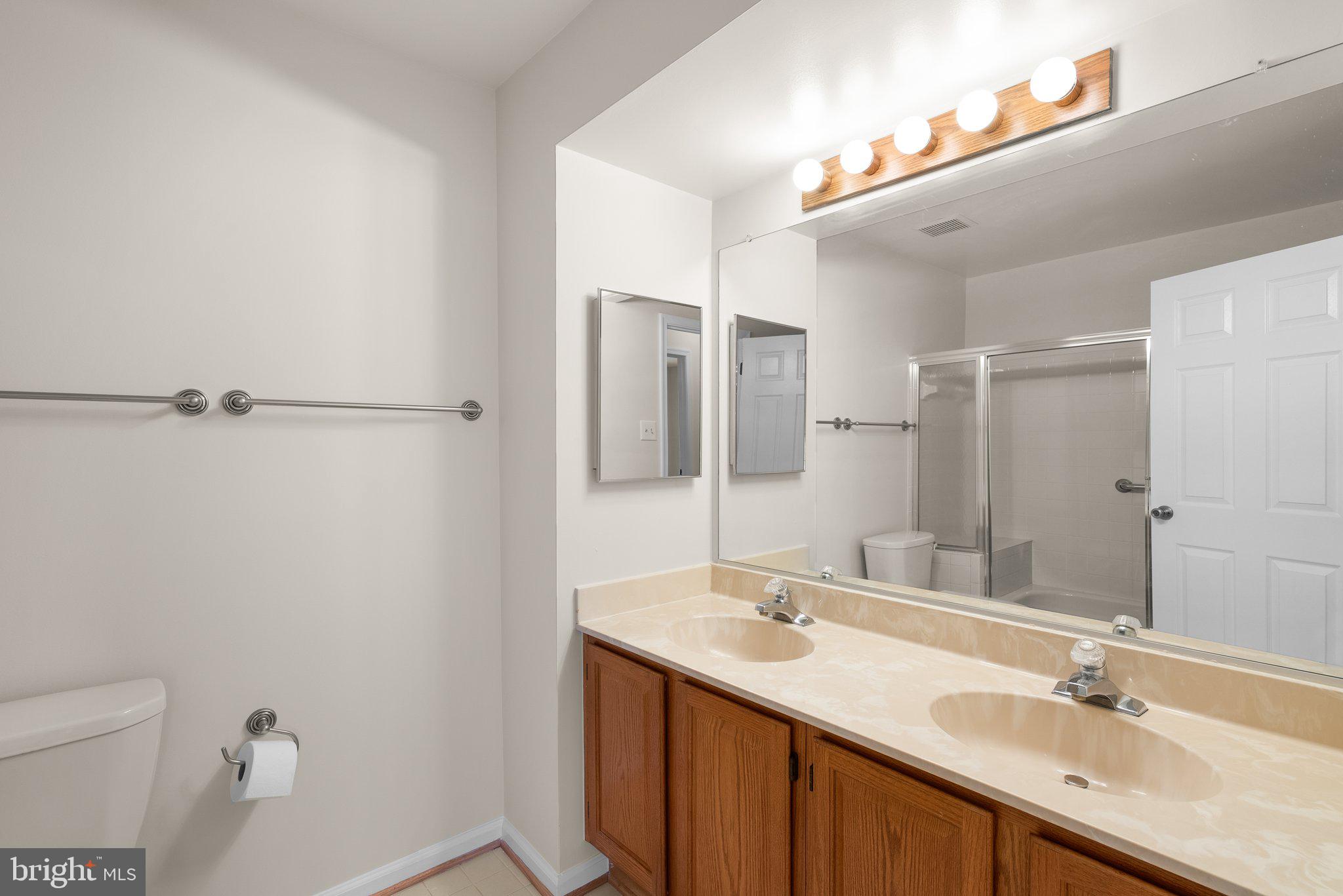 OLD STAGE KNOLLS PLAT TW - Residential