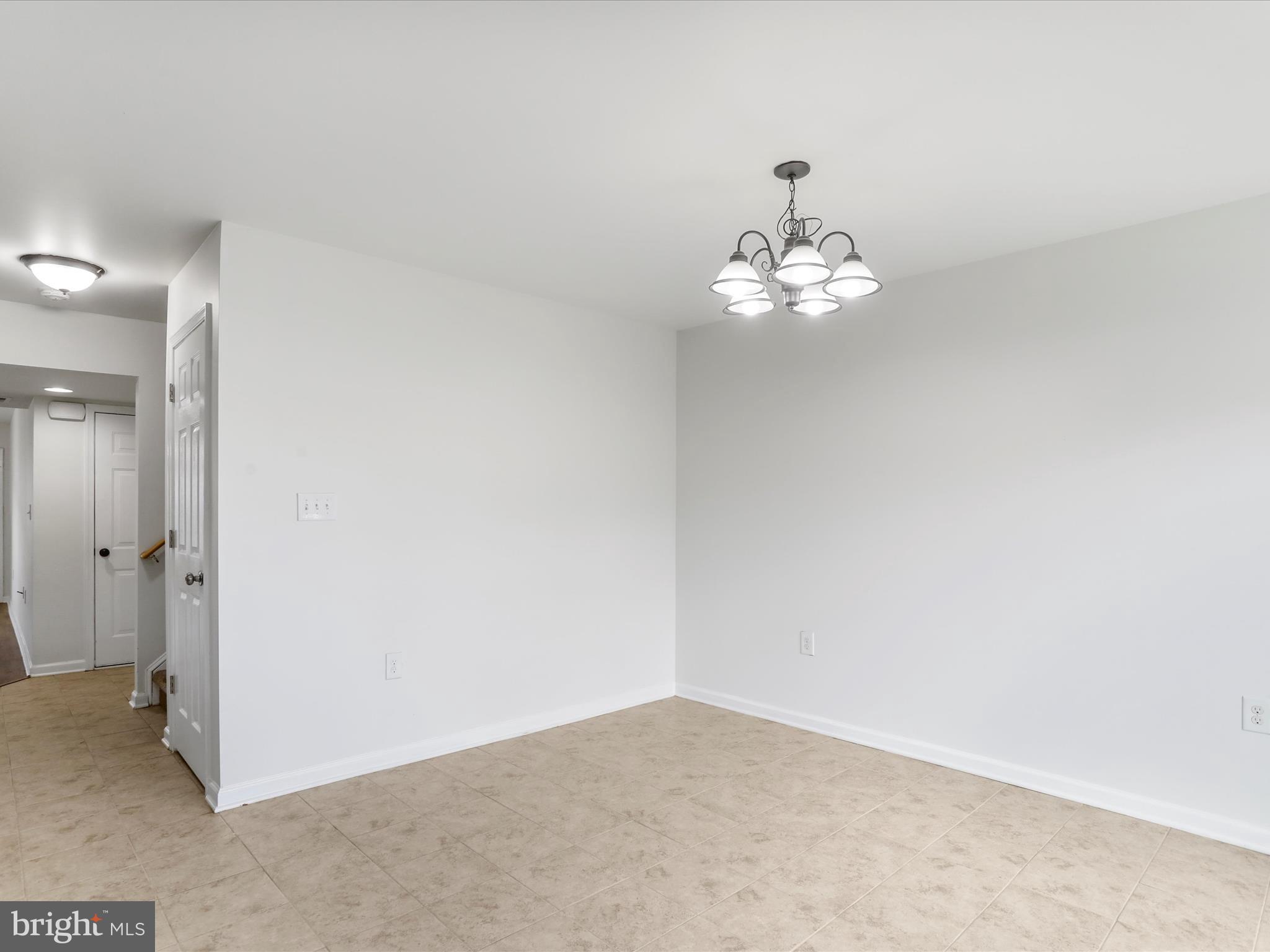 TOWNES AT OAKHURST - Residential