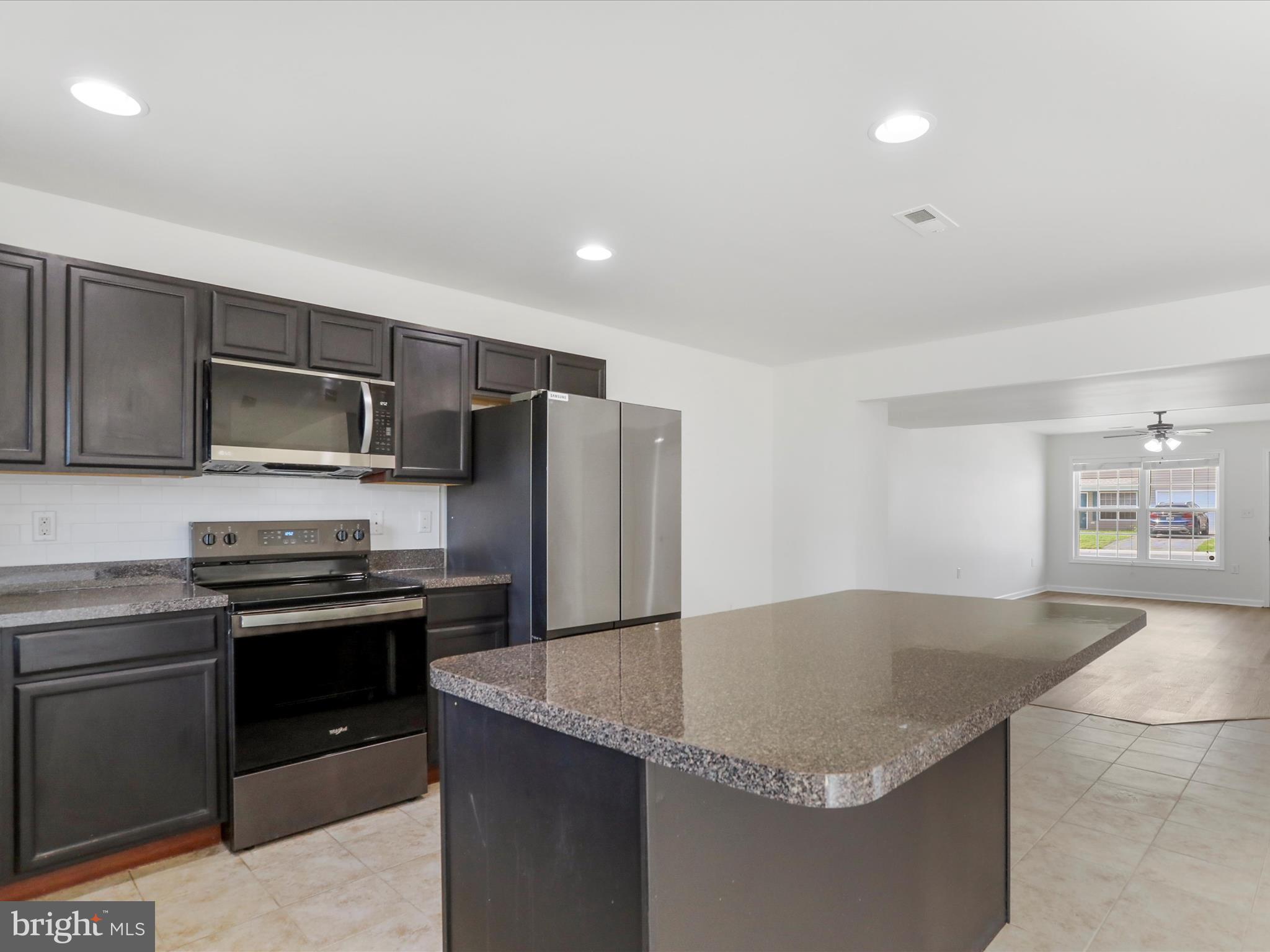 TOWNES AT OAKHURST - Residential