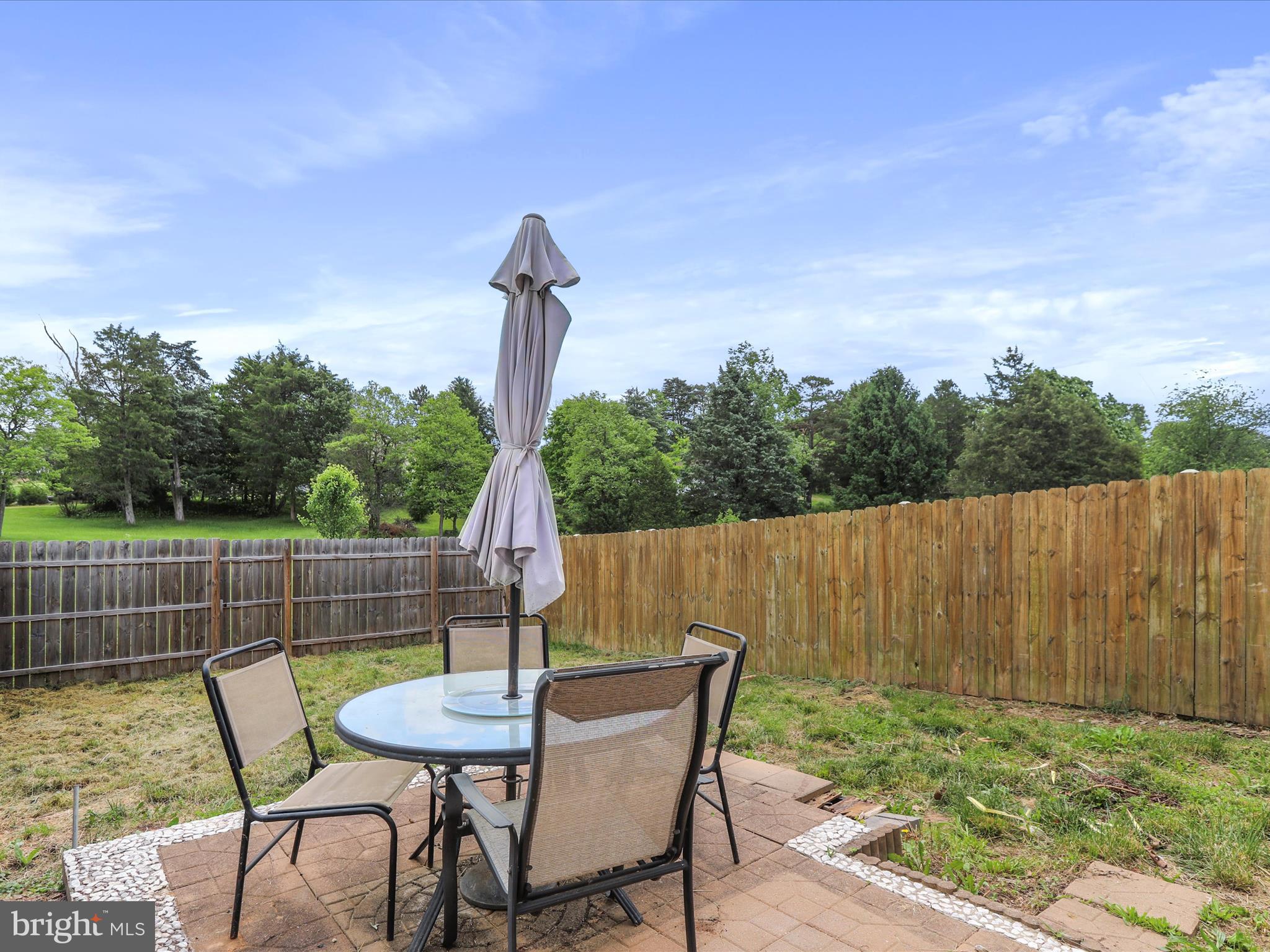 TOWNES AT OAKHURST - Residential