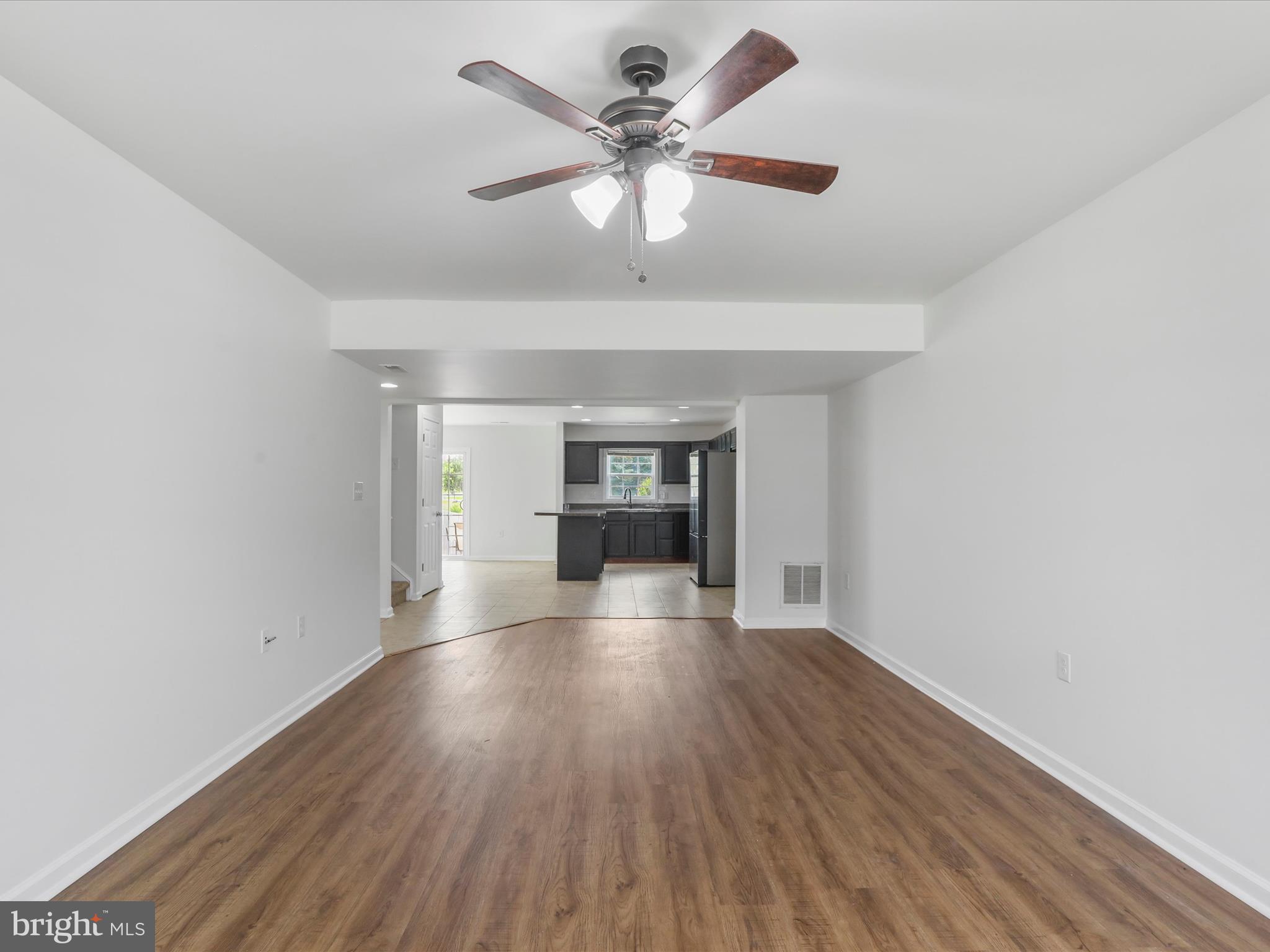 TOWNES AT OAKHURST - Residential