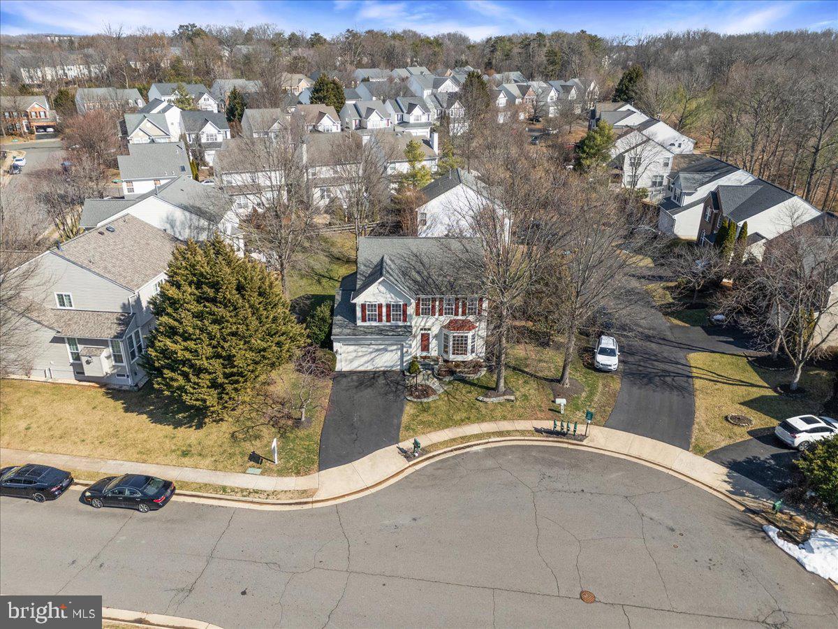 VIRGINIA OAKS - Residential