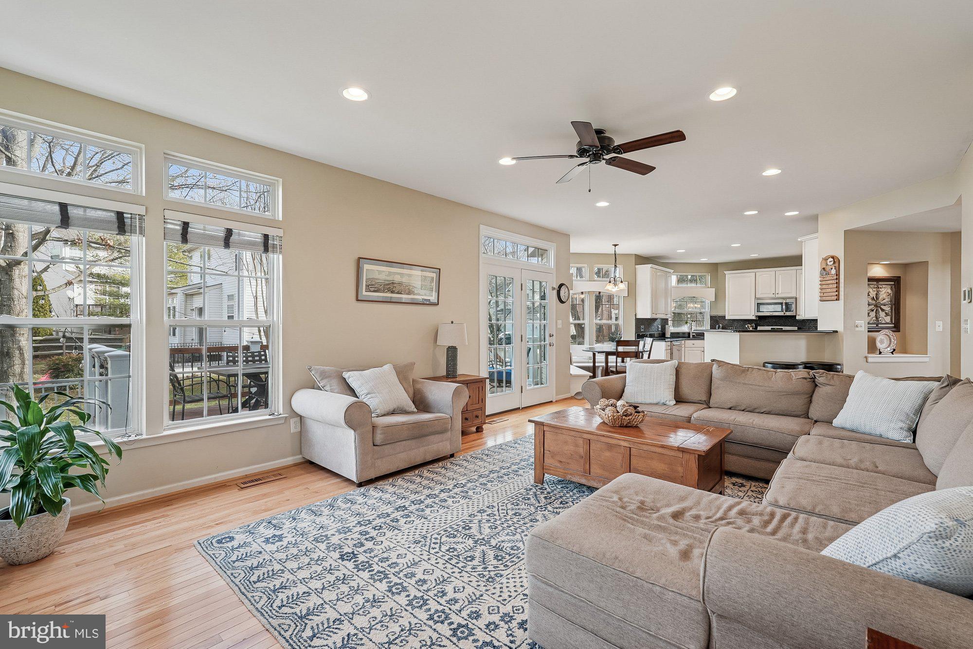 VIRGINIA OAKS - Residential