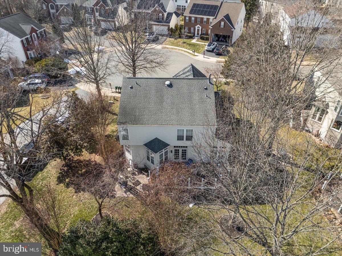 VIRGINIA OAKS - Residential